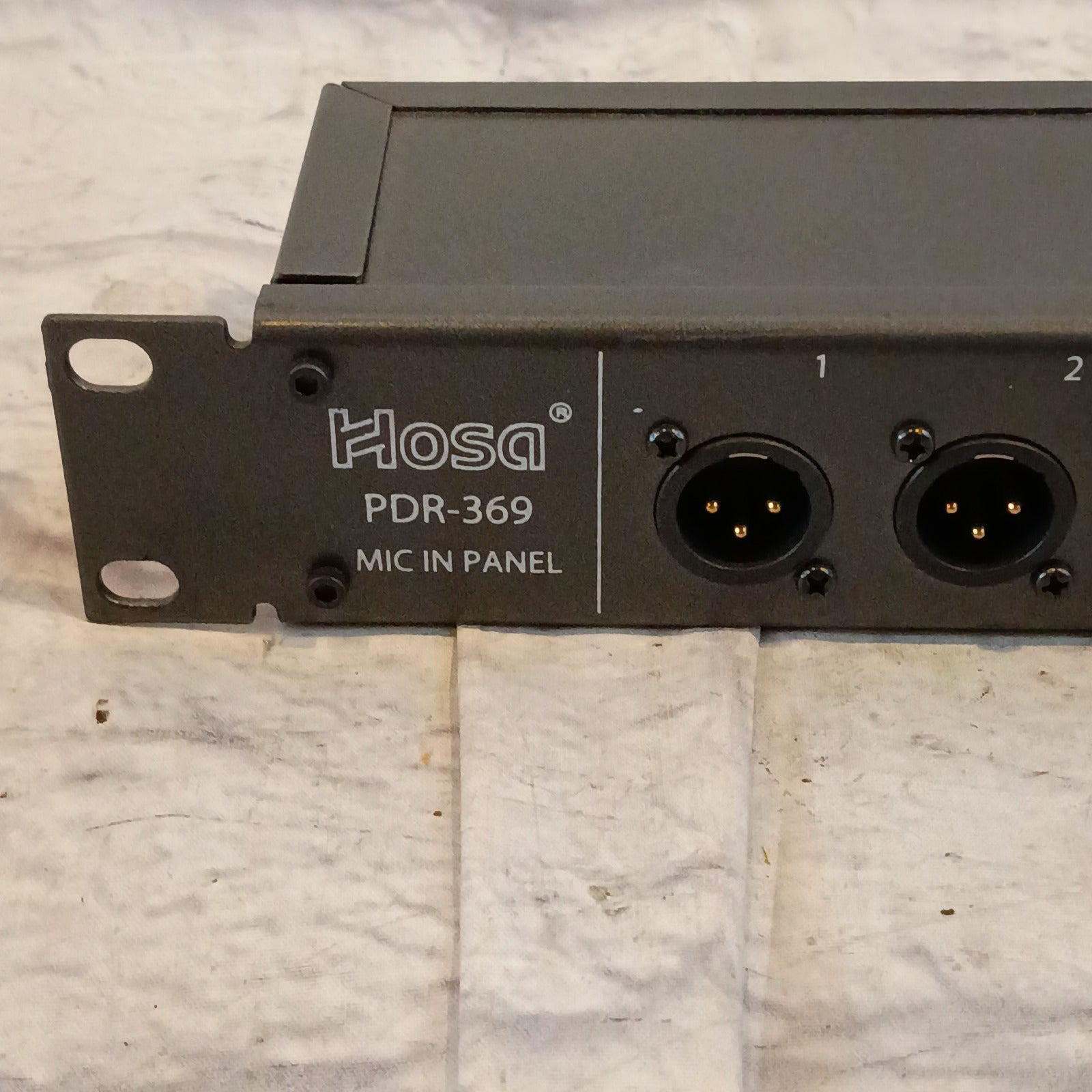 Hosa PDR-369 Mic In Panel Rack Patchbay