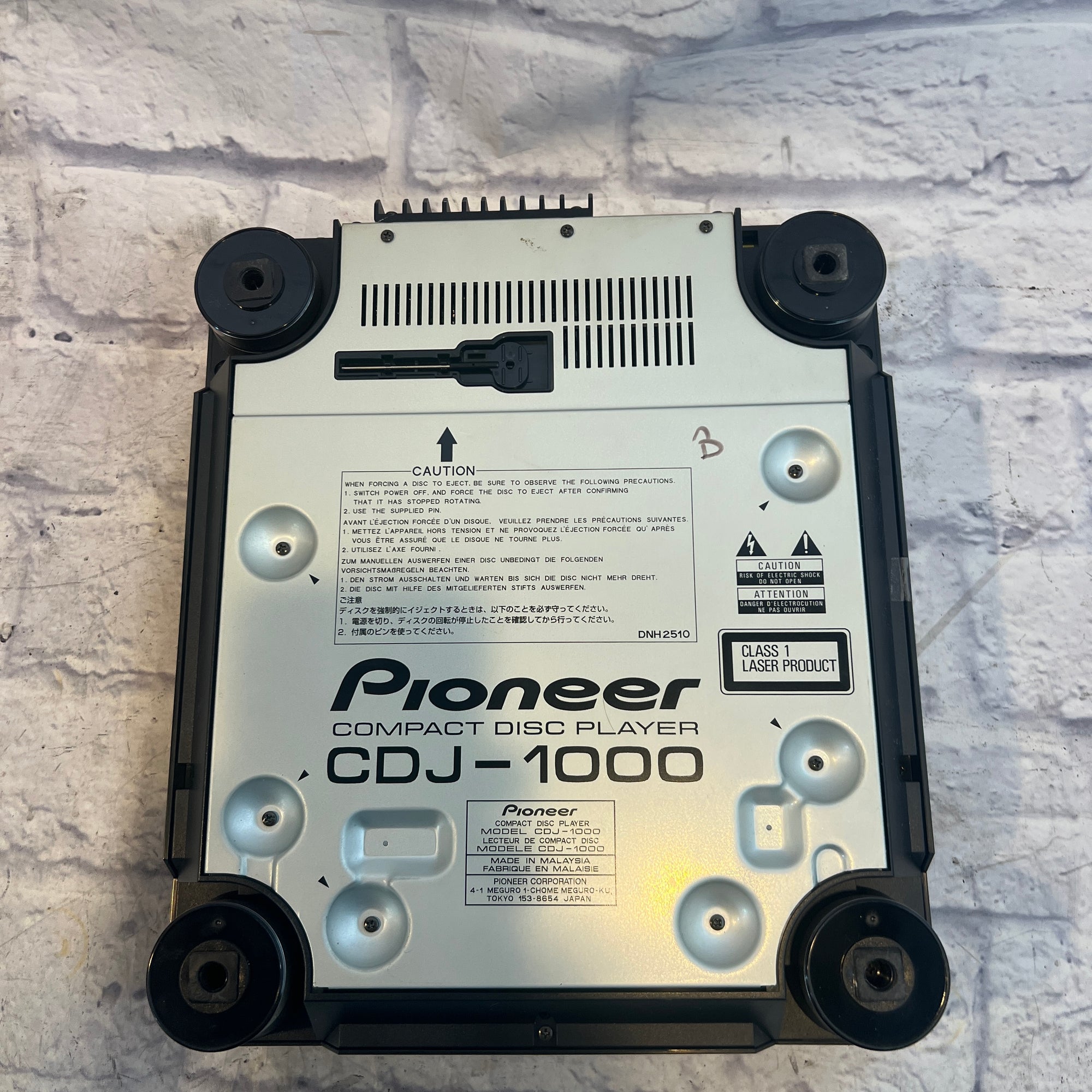 Pioneer CDJ-1000 DJ Turntable