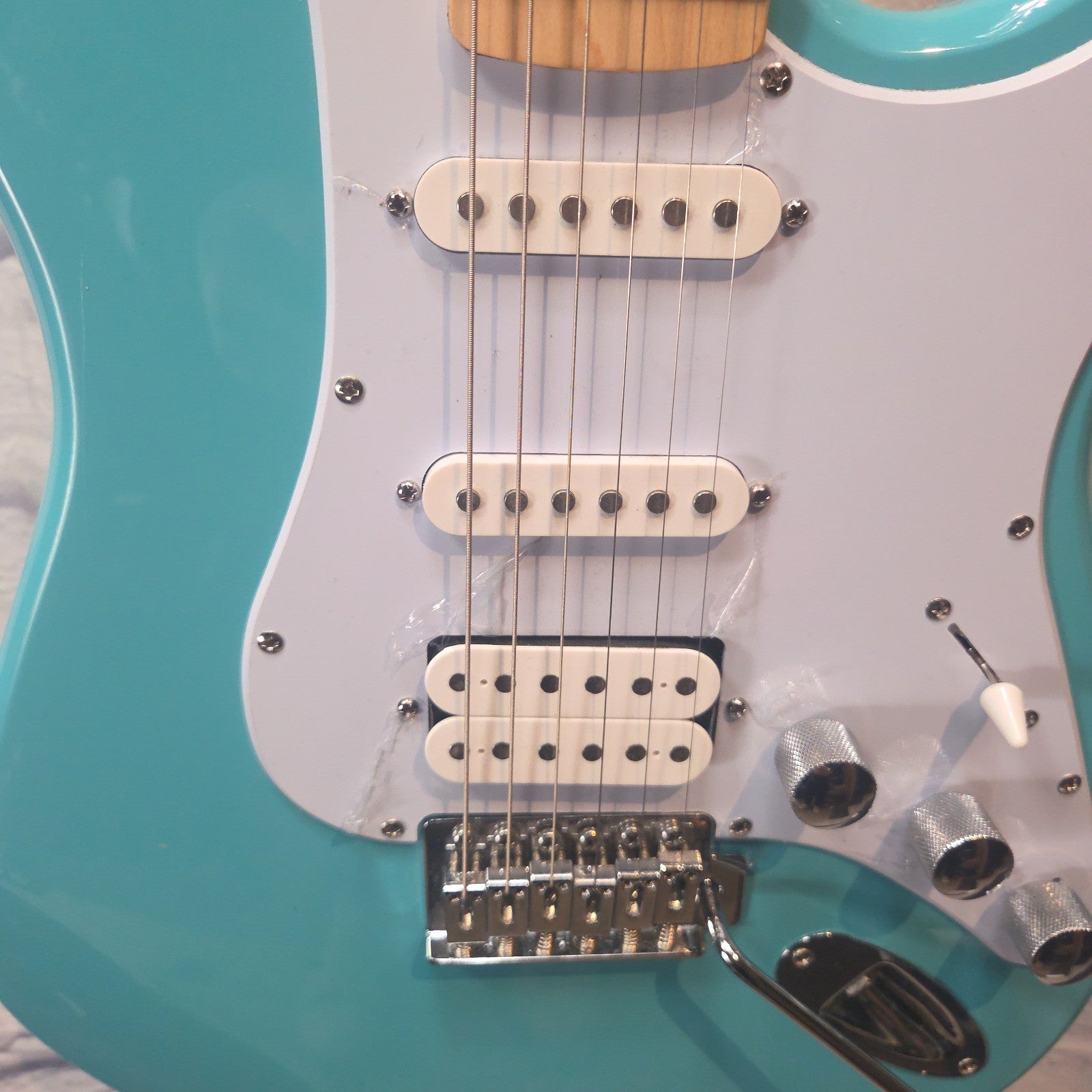 Kramer Focus Teal VT-211S ( With Case) Electric Guitar