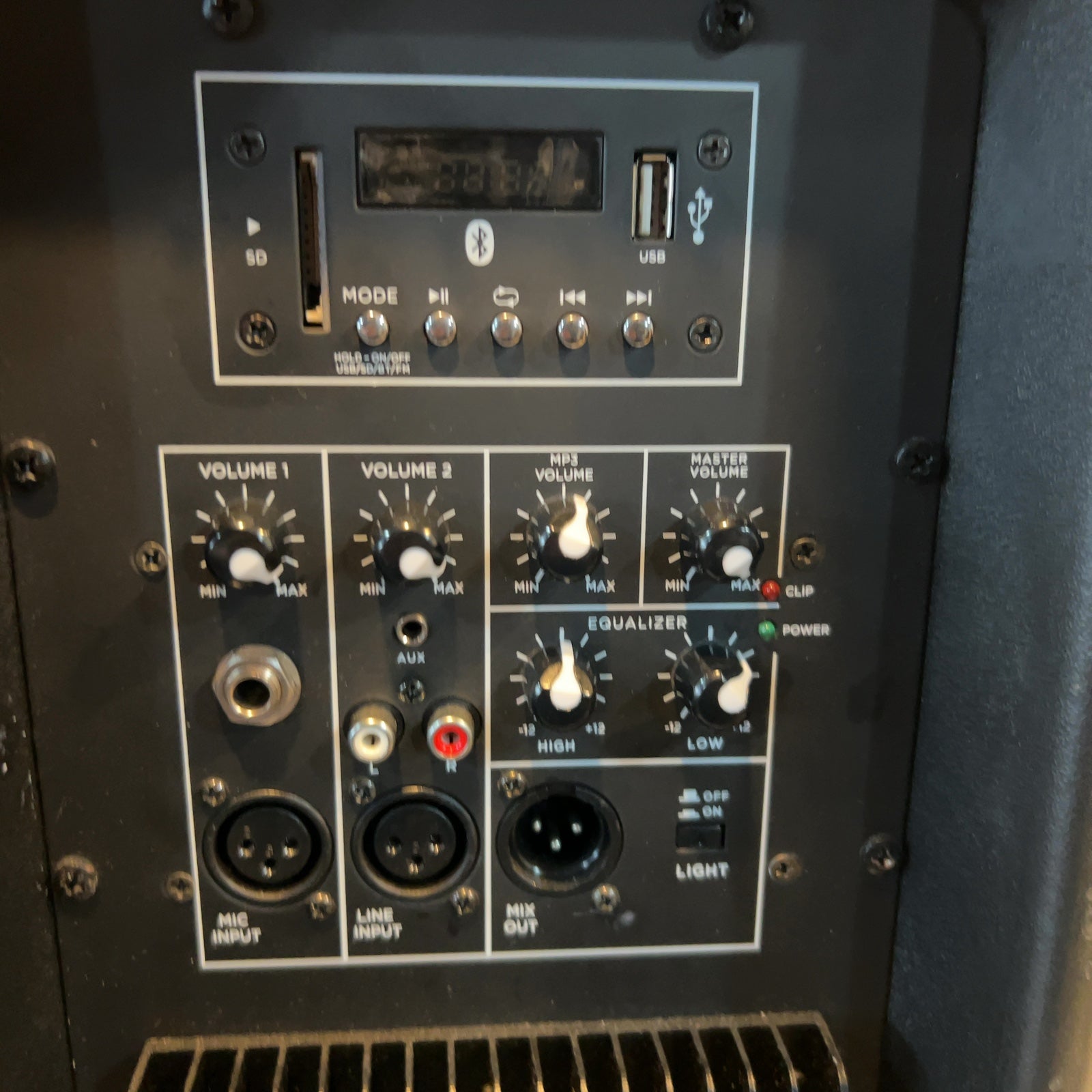 Gemini PA-15L Powered Speaker