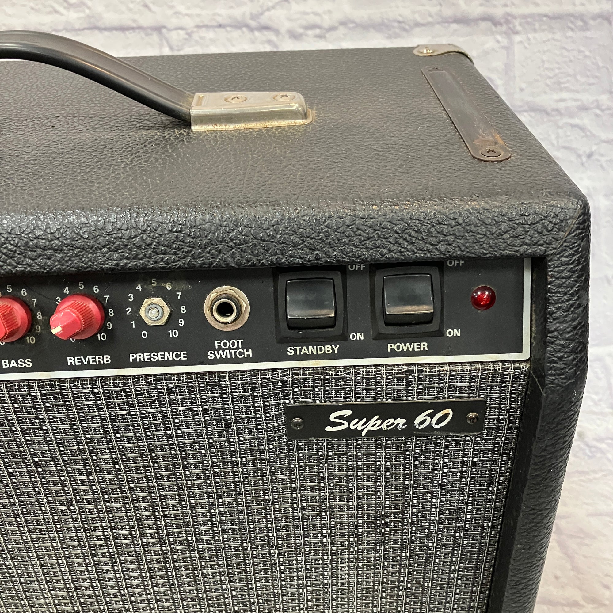 Fender Super 60 Guitar Combo Amp (Red Knob Version)