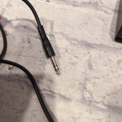 Livewire LWS22 Dual Latching Footswitch