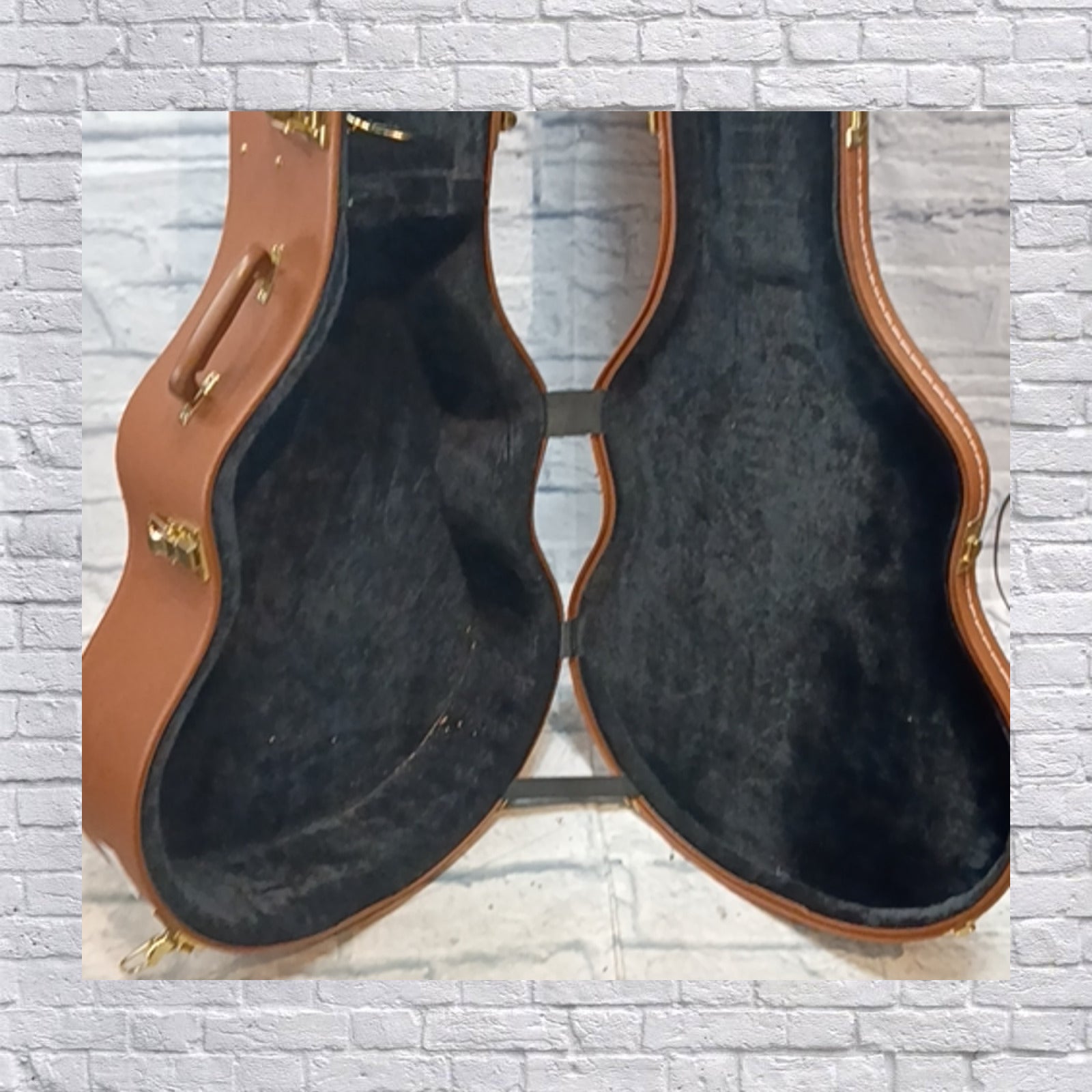 Dean Brown Hard Case