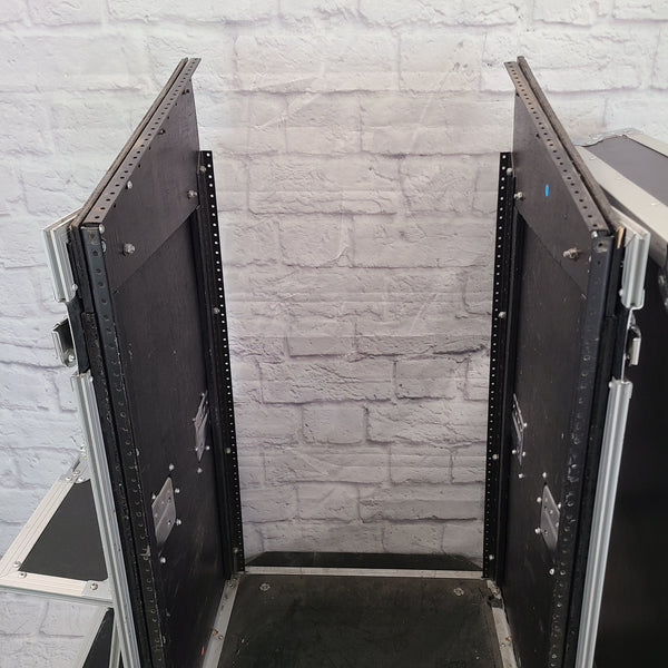 Odyssey 18U Rack Case with Slant Mixer Top - Evolution Music