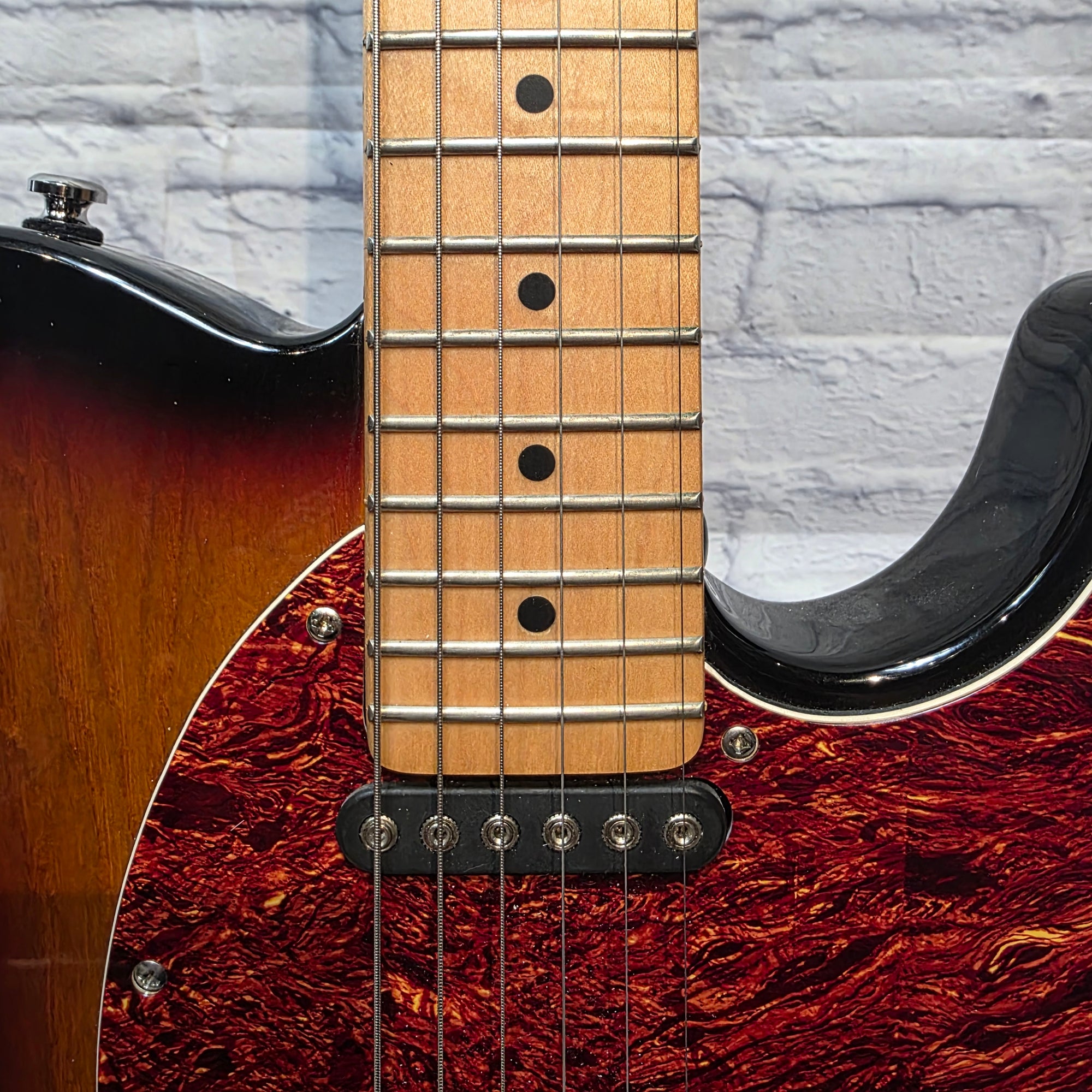 G&L  ASAT Classic Tribute Sunburst Semi-Hollow Body Electric Guitar