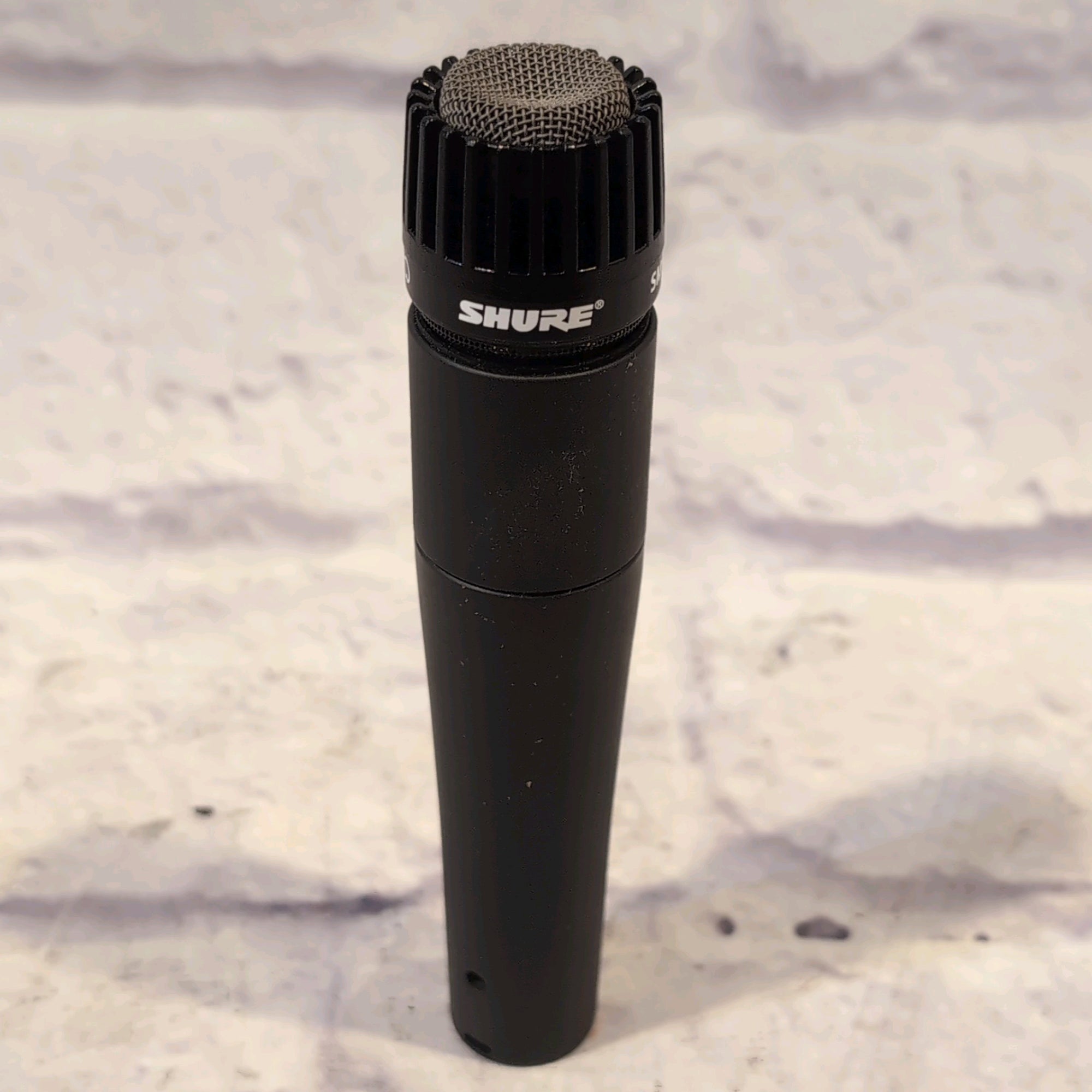 Shure SM57 Cardioid Dynamic Microphone