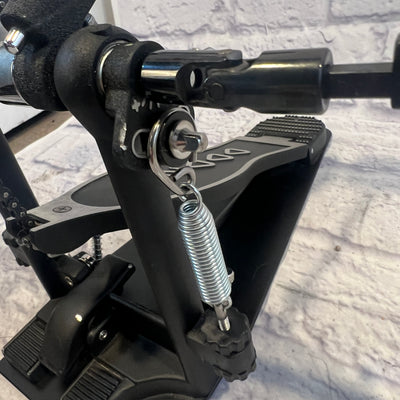 DW 2000 Series Double Kick Pedal