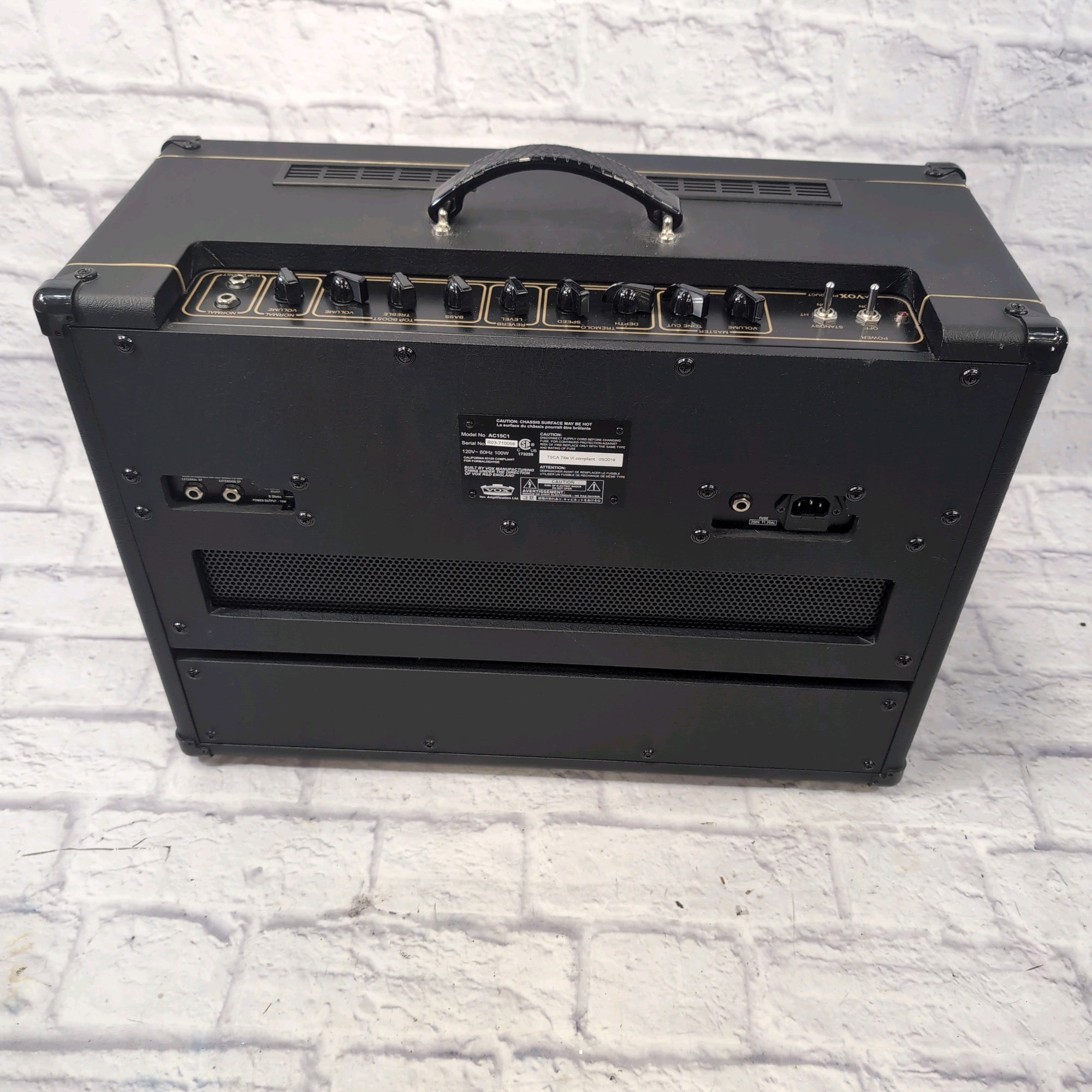 Vox AC15C1 2-Channel 15-Watt Tube Combo Guitar Amplifier