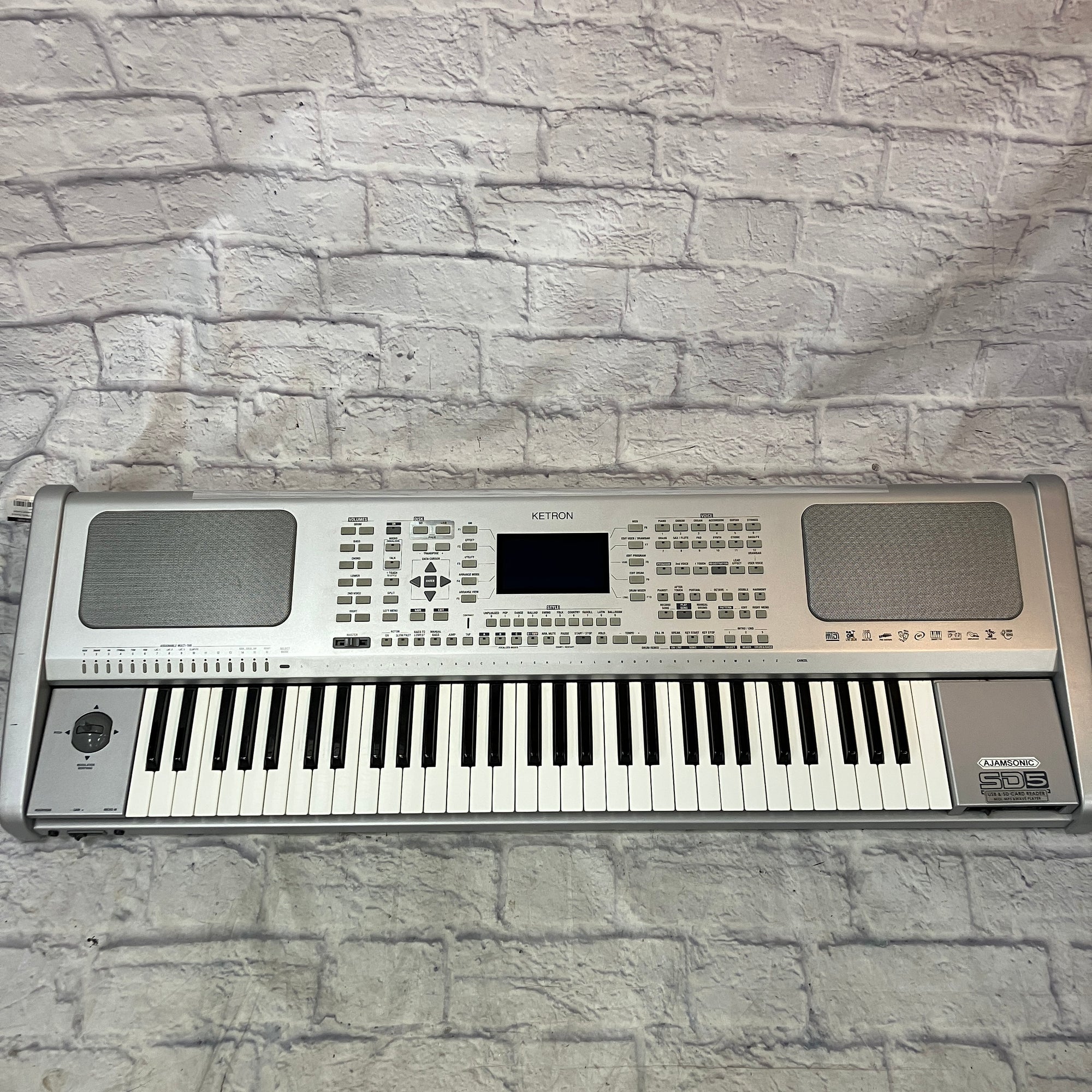 Ketron SD5 Digital Arranger Workstation Keyboard