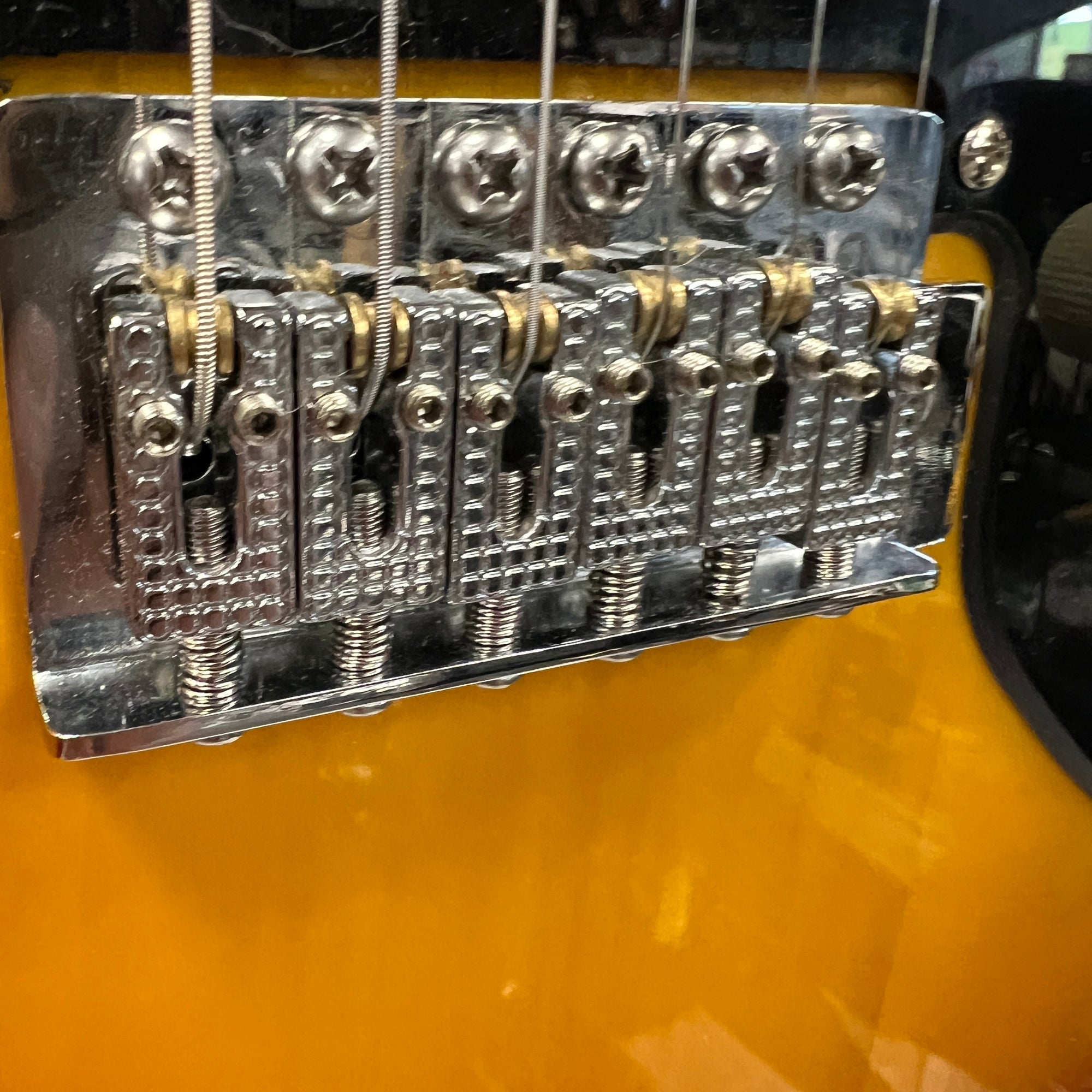 Indio OS20 Offset with Locking Tuners Electric Guitar