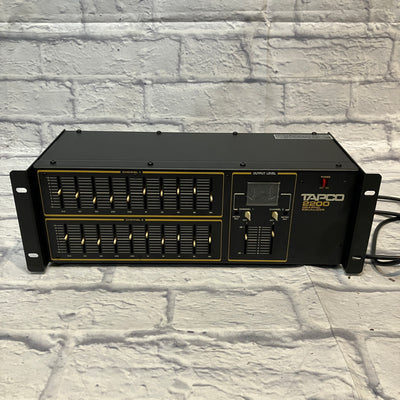 Tapco 2200 Graphic Equalizer Rack EQ