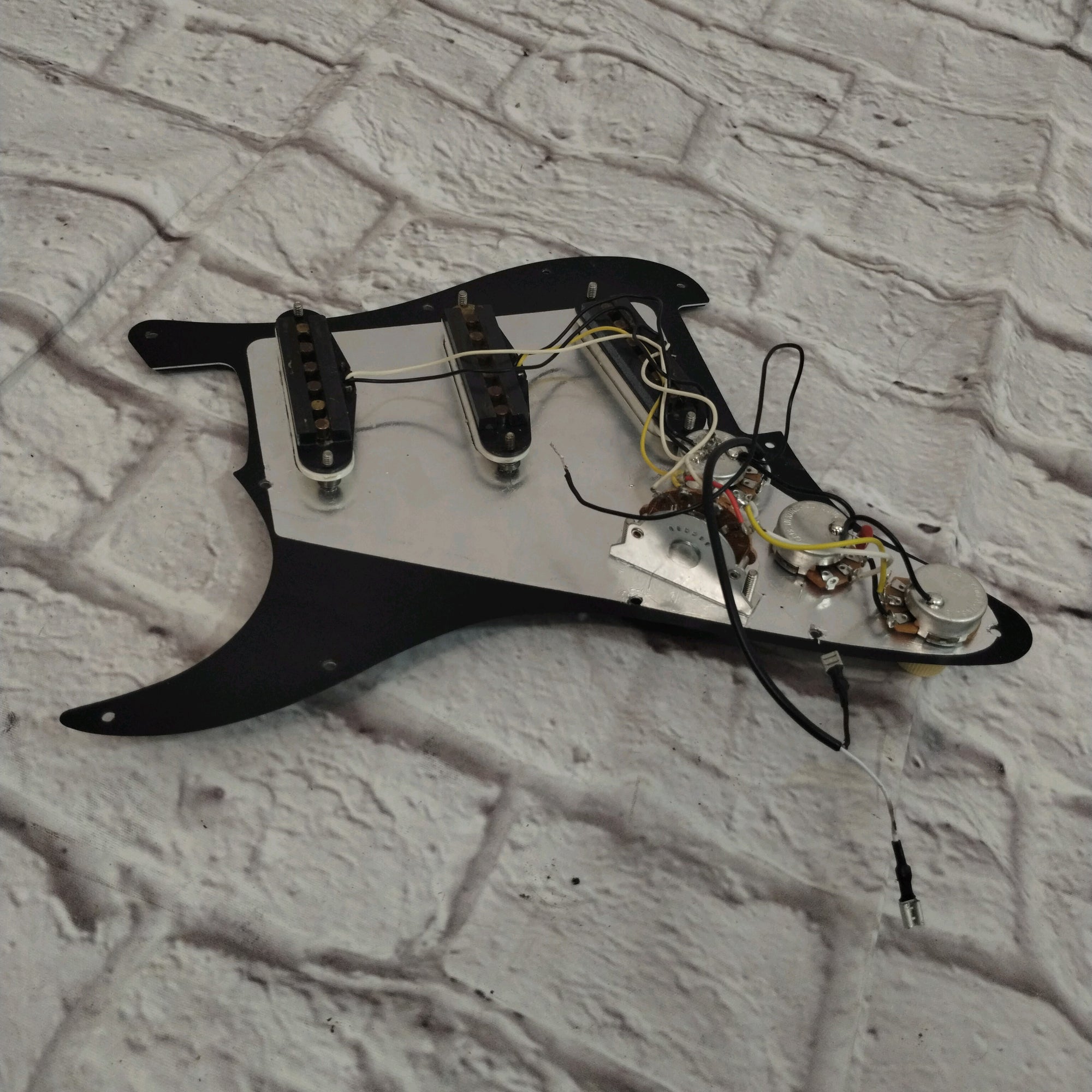Fender MIM Loaded Strat Pick Guard Electric Guitar Part