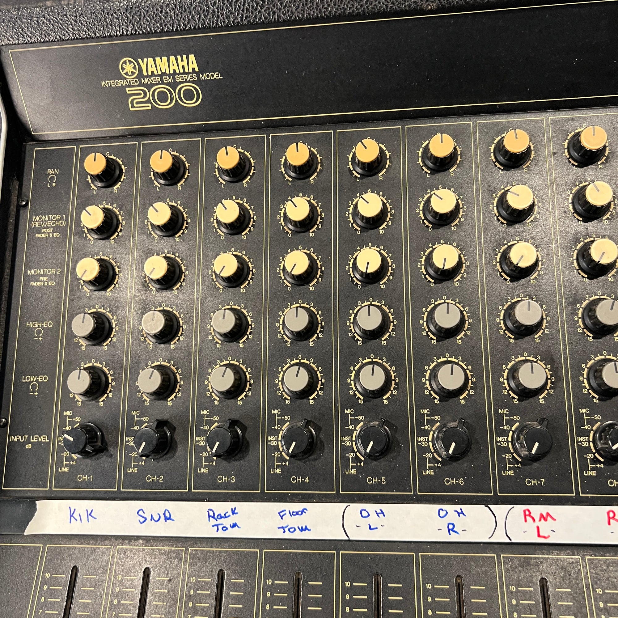 Yamaha EM200B Mixer Japan