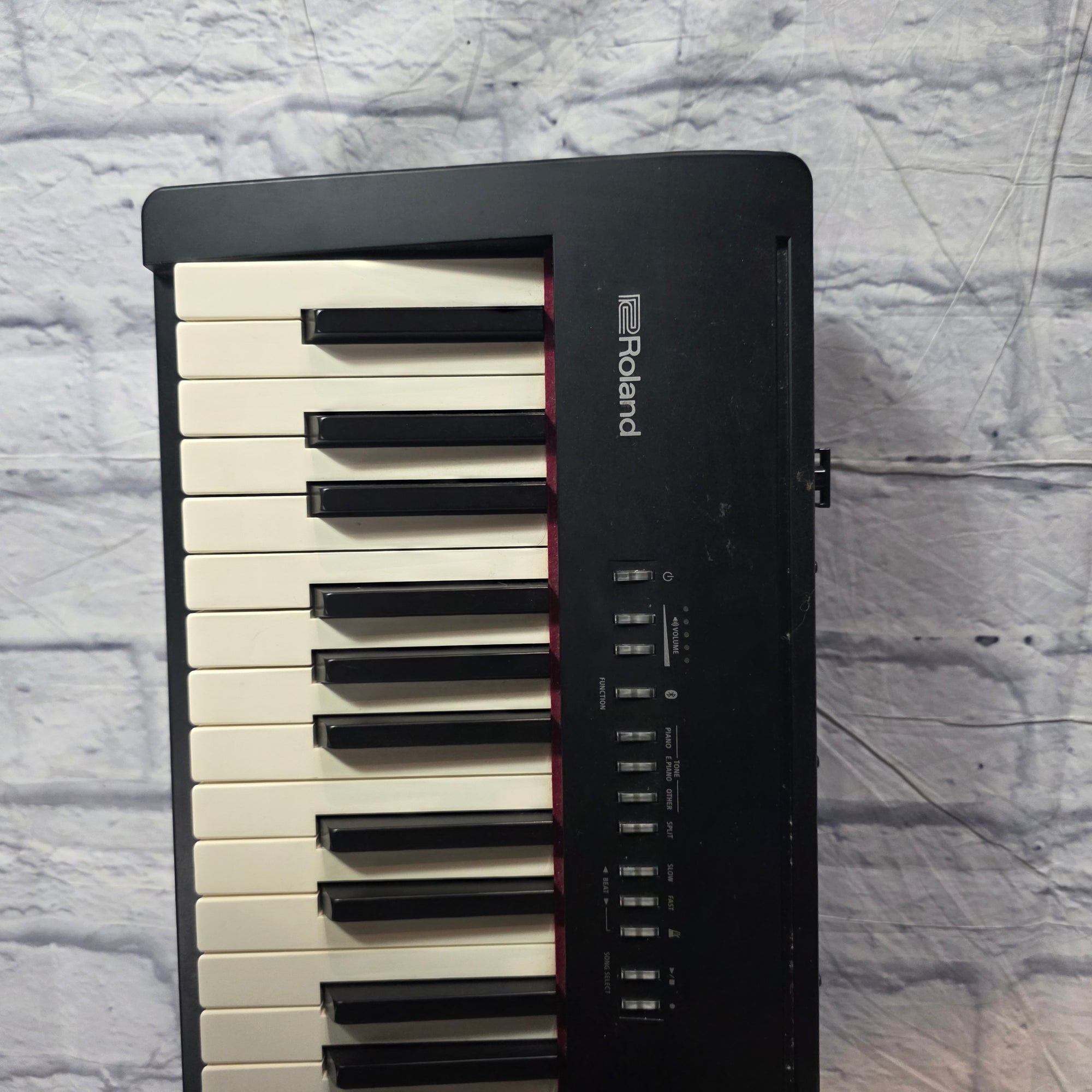Roland FP-30 Digital Piano