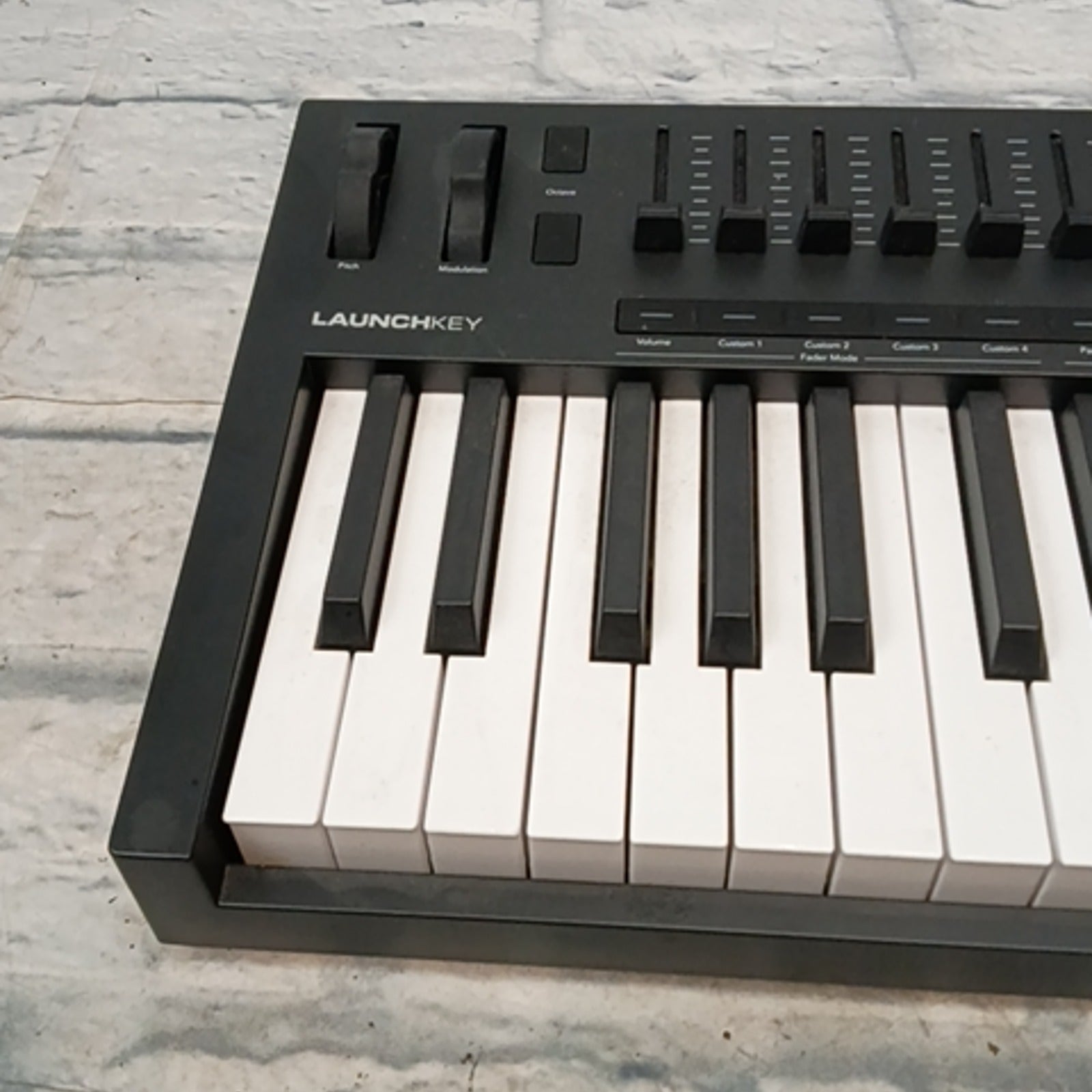 Novation Launchkey 49 MKIV