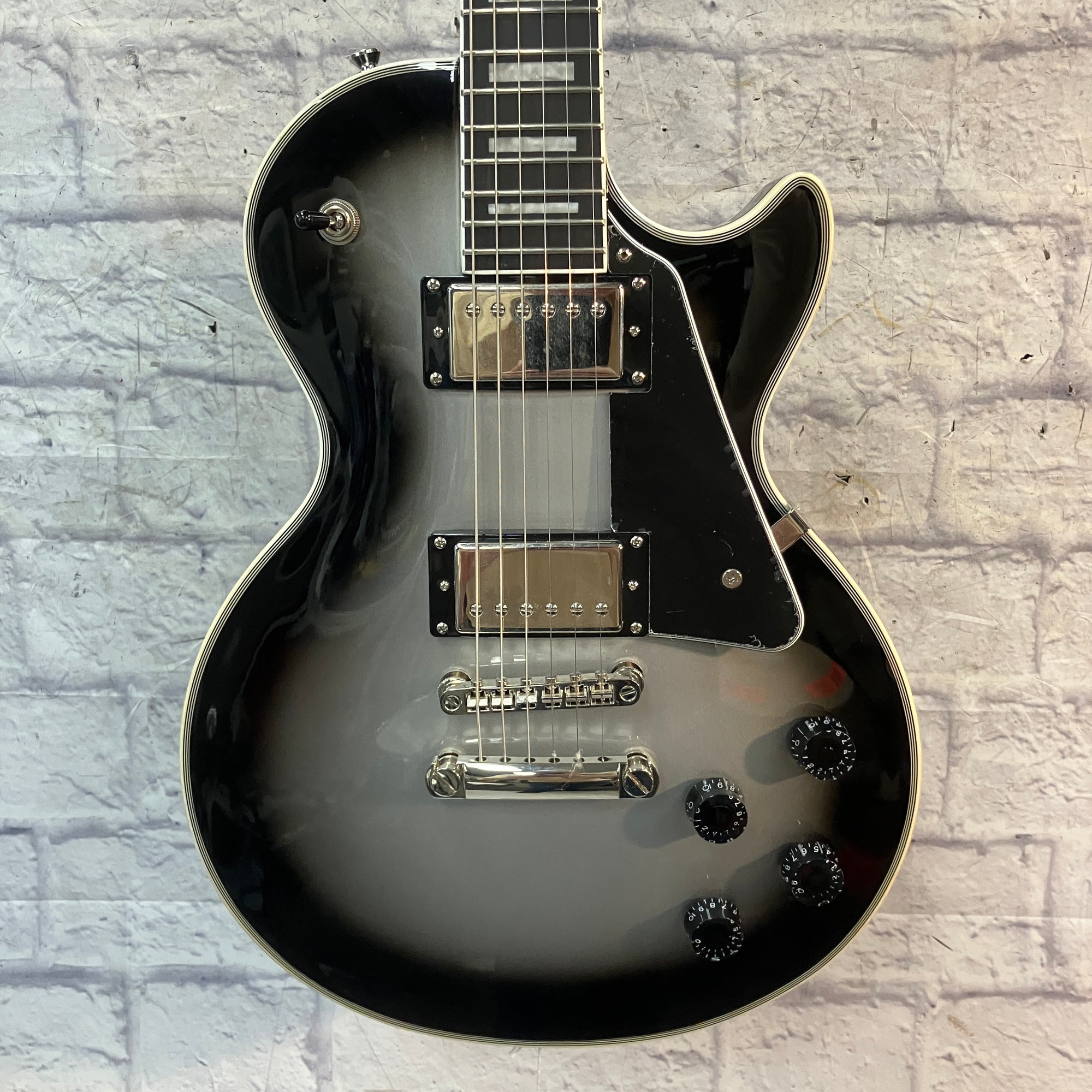 Epiphone 2021 Les Paul Custom Silverburst Electric Guitar
