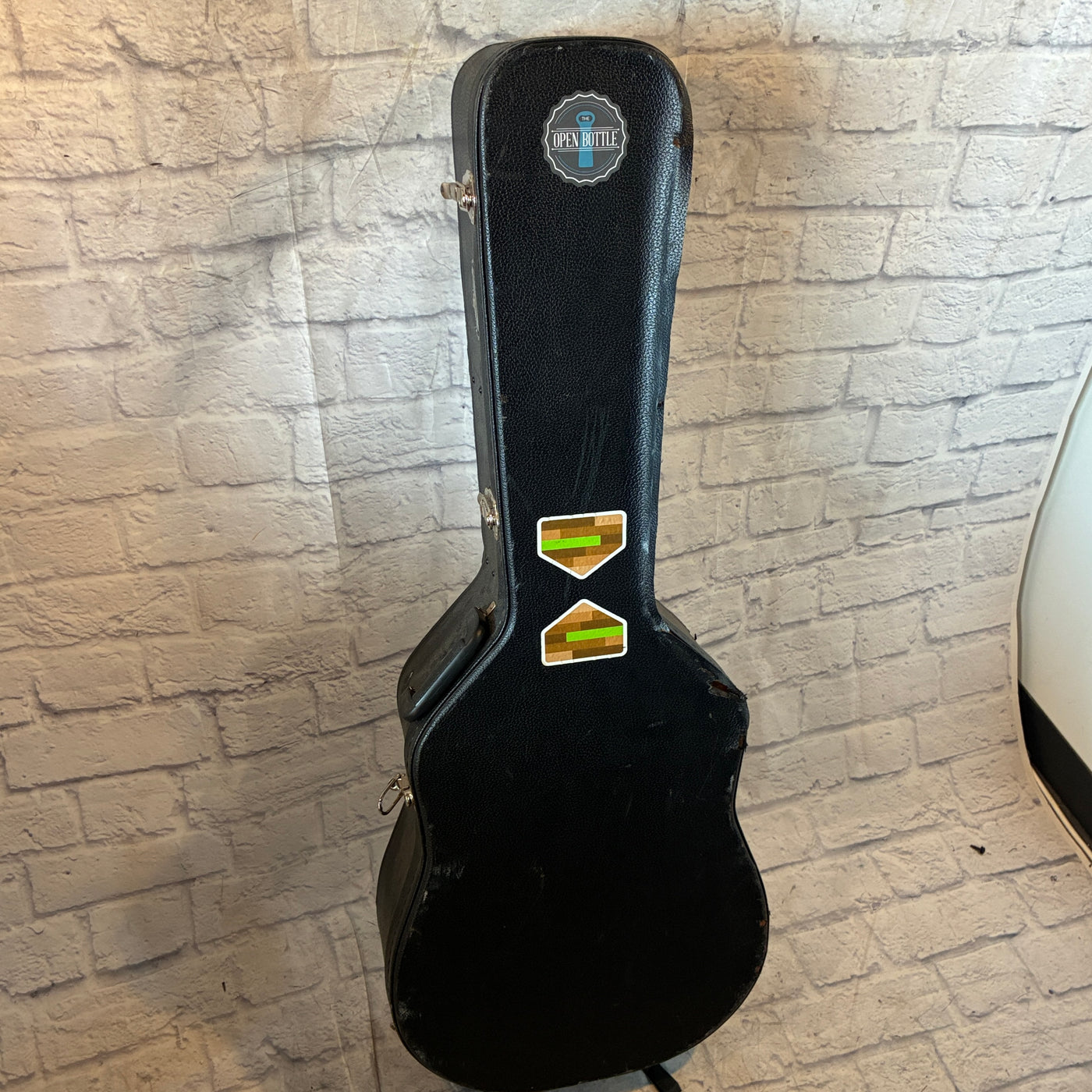 Roadrunner Hardshell Acoustic Guitar Case Acoustic Hard Case