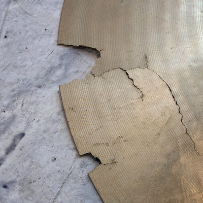 Zildjian 18 A Custom Projection Crash Cymbal CRACKED AS-IS