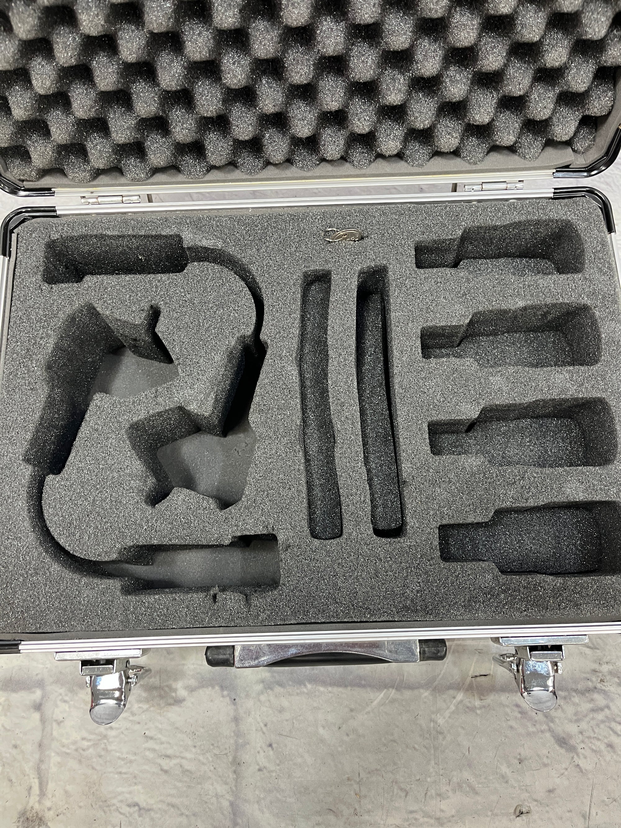 Unknown Microphone / Accessory Case