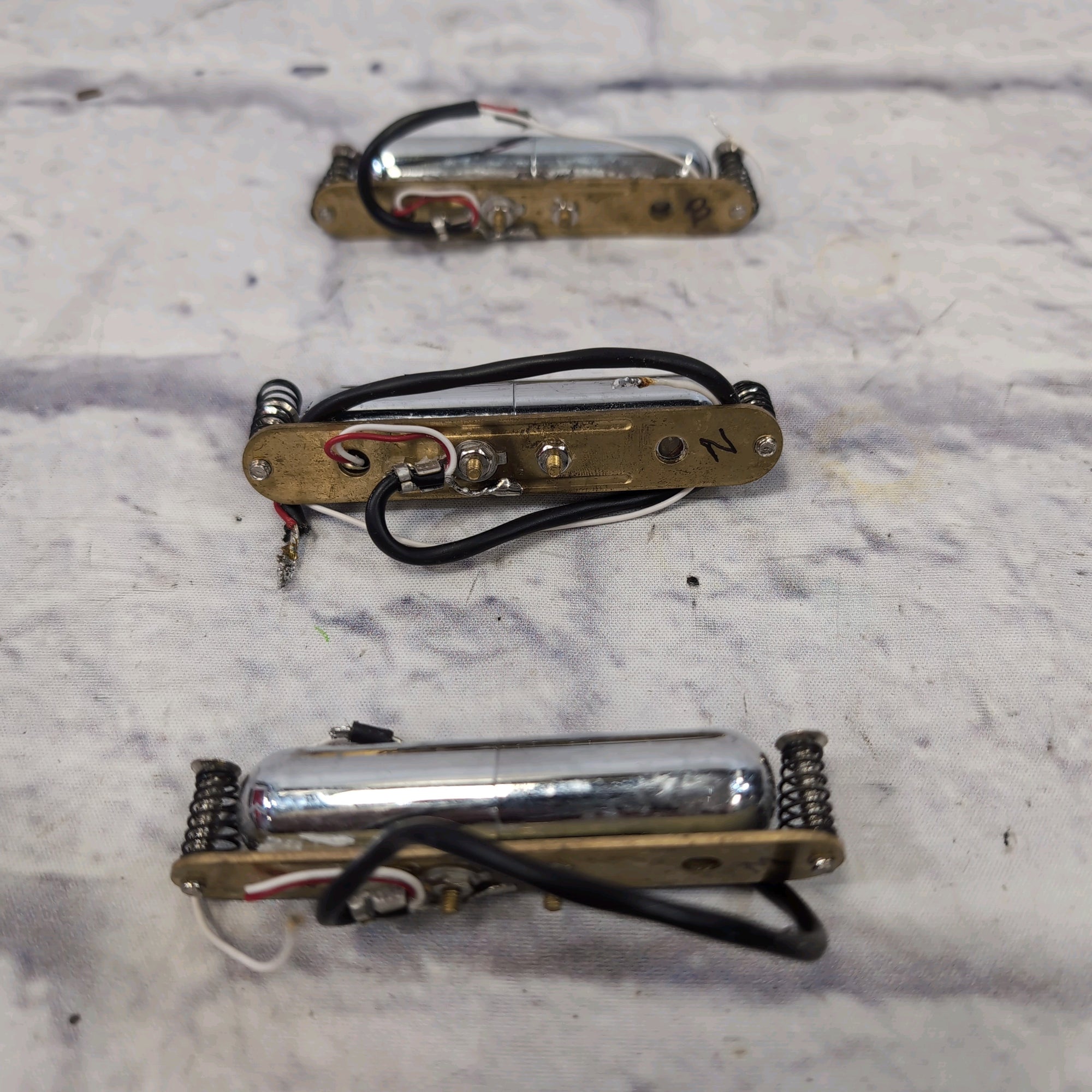 Golden Age Lipstick Pickup Set