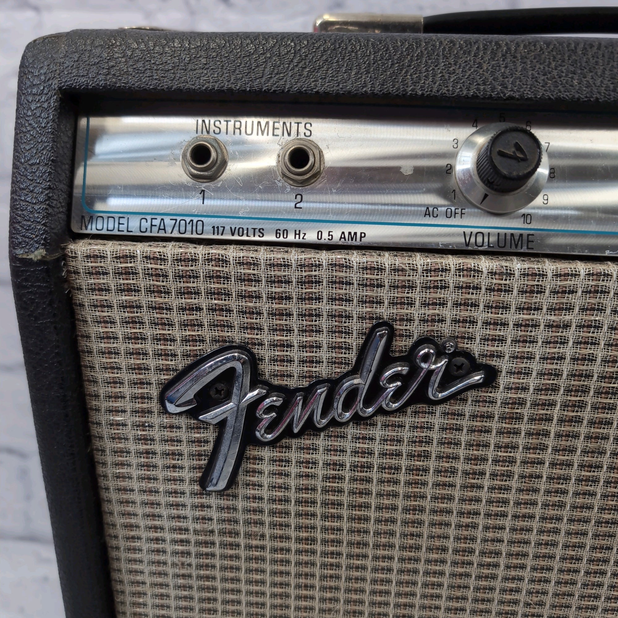 Vintage Fender Musicmaster Bass 2-Channel 12-Watt 1x12" Bass Combo 1970s - Silverface