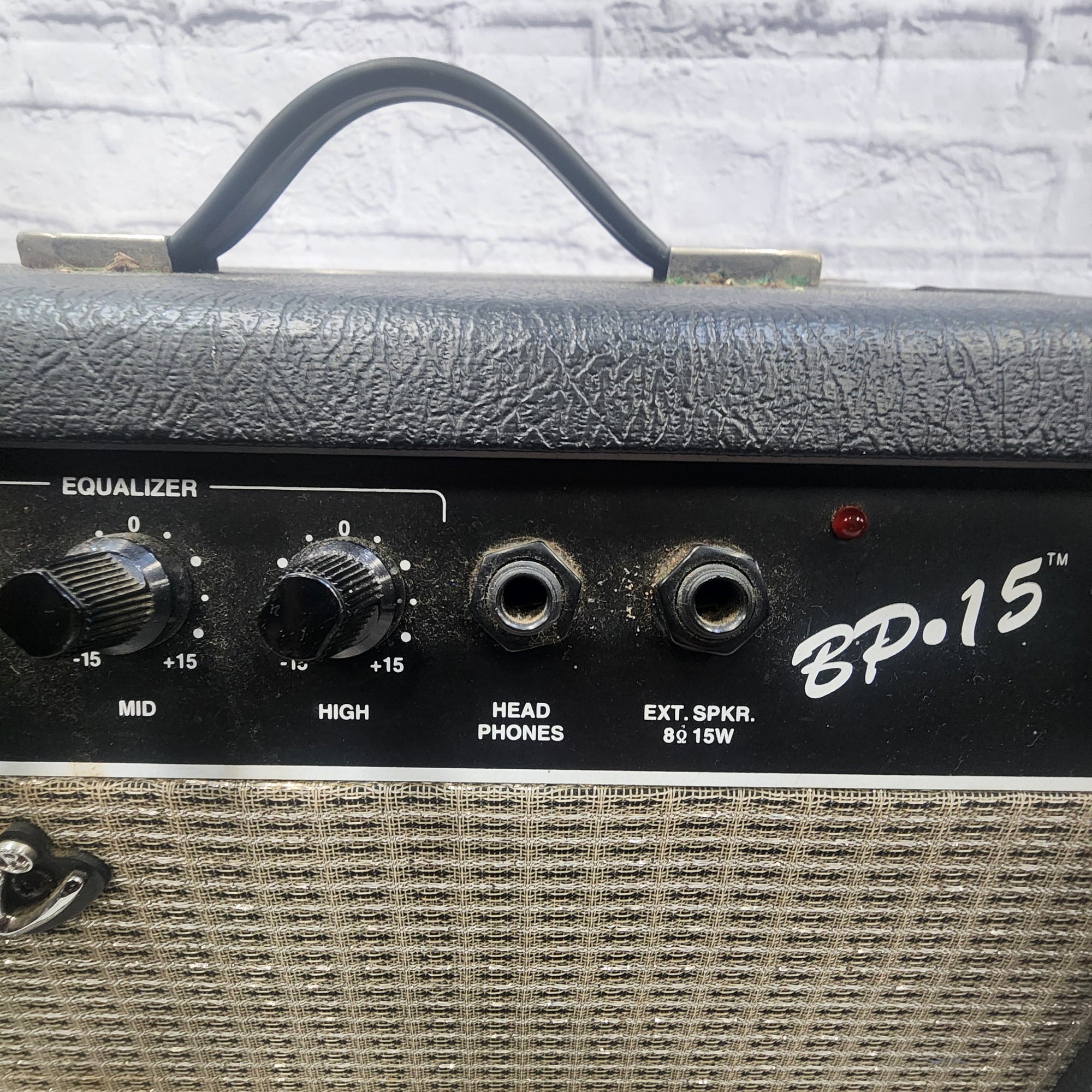 Squier BP-15 Bass Combo Amp