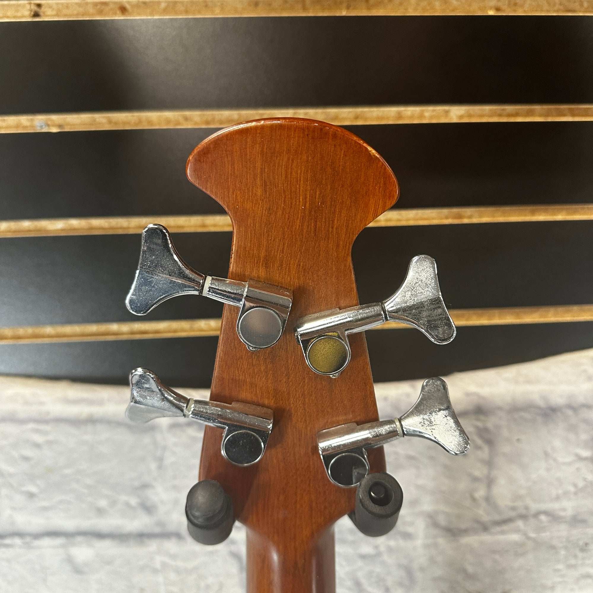 Ovation CC274 Celebrity Deluxe 3/4 Scale Acoustic Bass