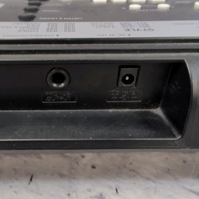 Yamaha PT-210 61-Key Electronic Keyboard