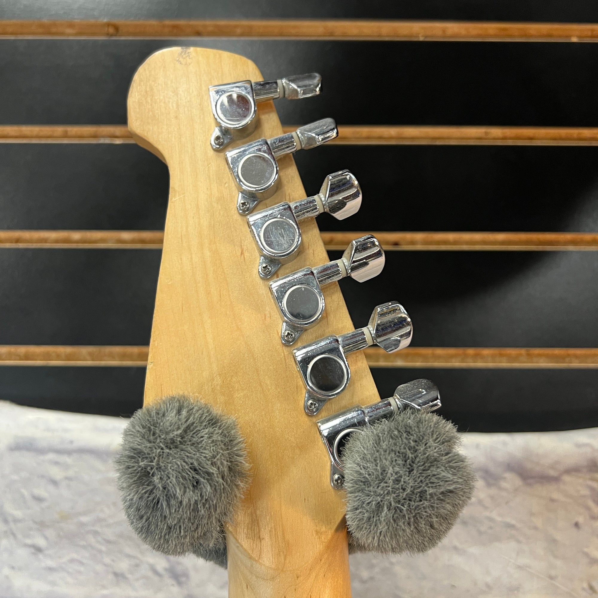 Behringer El Toro Strat Style Black