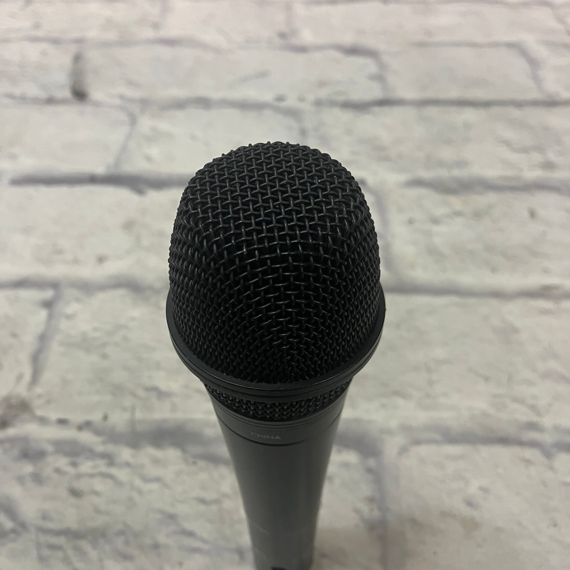 Digital Reference DRV200 Dynamic Microphone