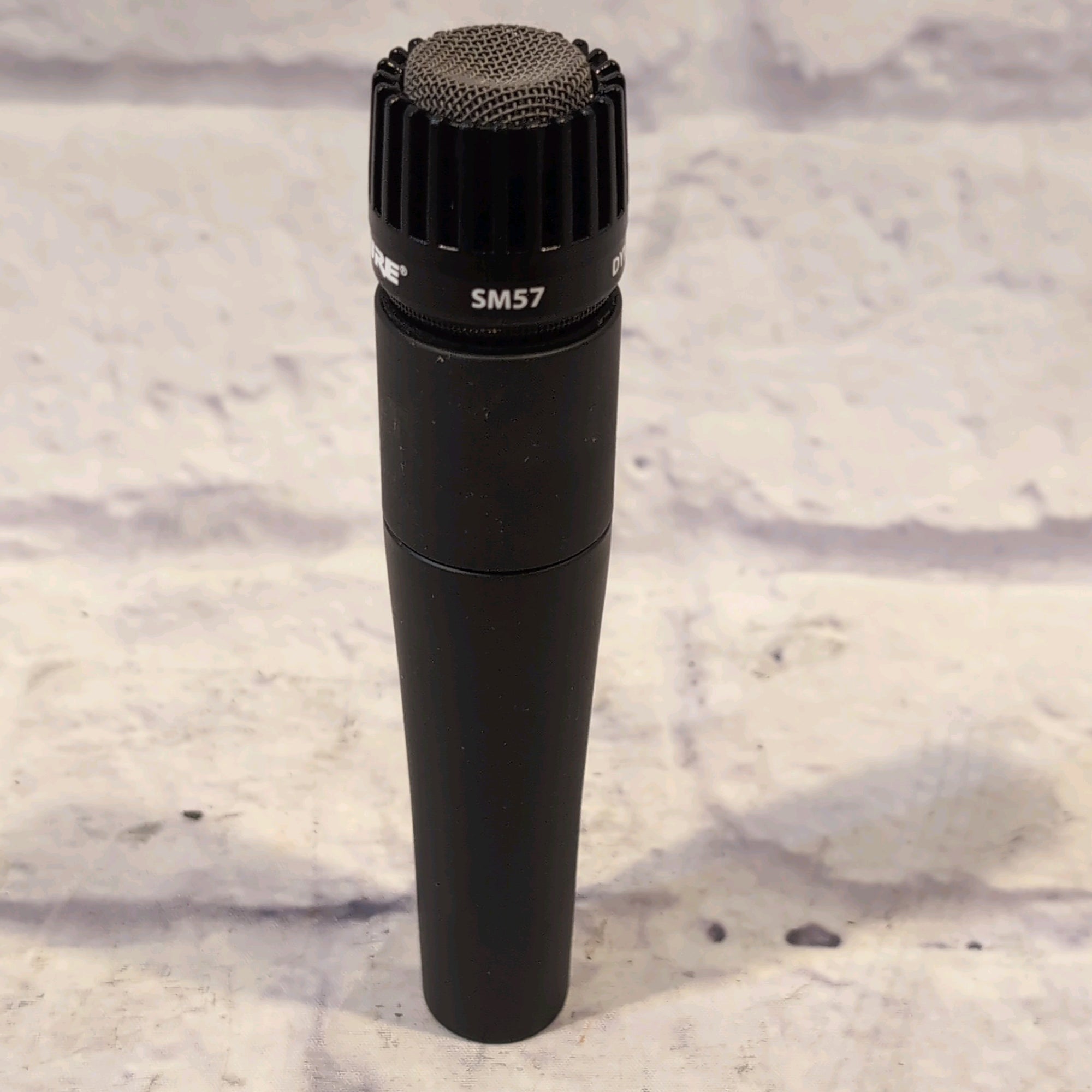 Shure SM57 Cardioid Dynamic Microphone