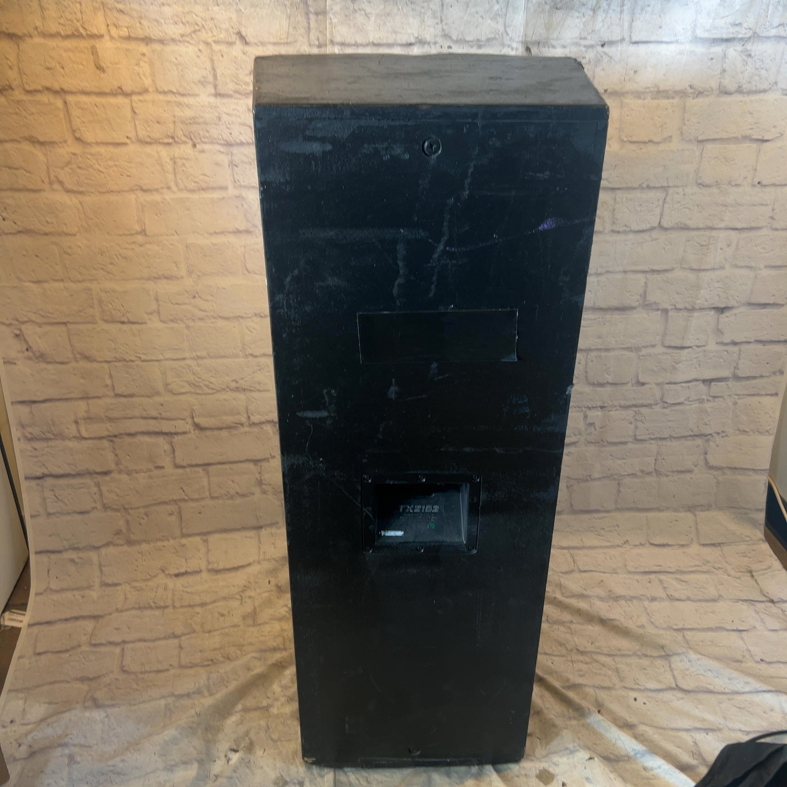 Electro-Voice TX2152 2x15 Pasive PA Speaker Cabinet
