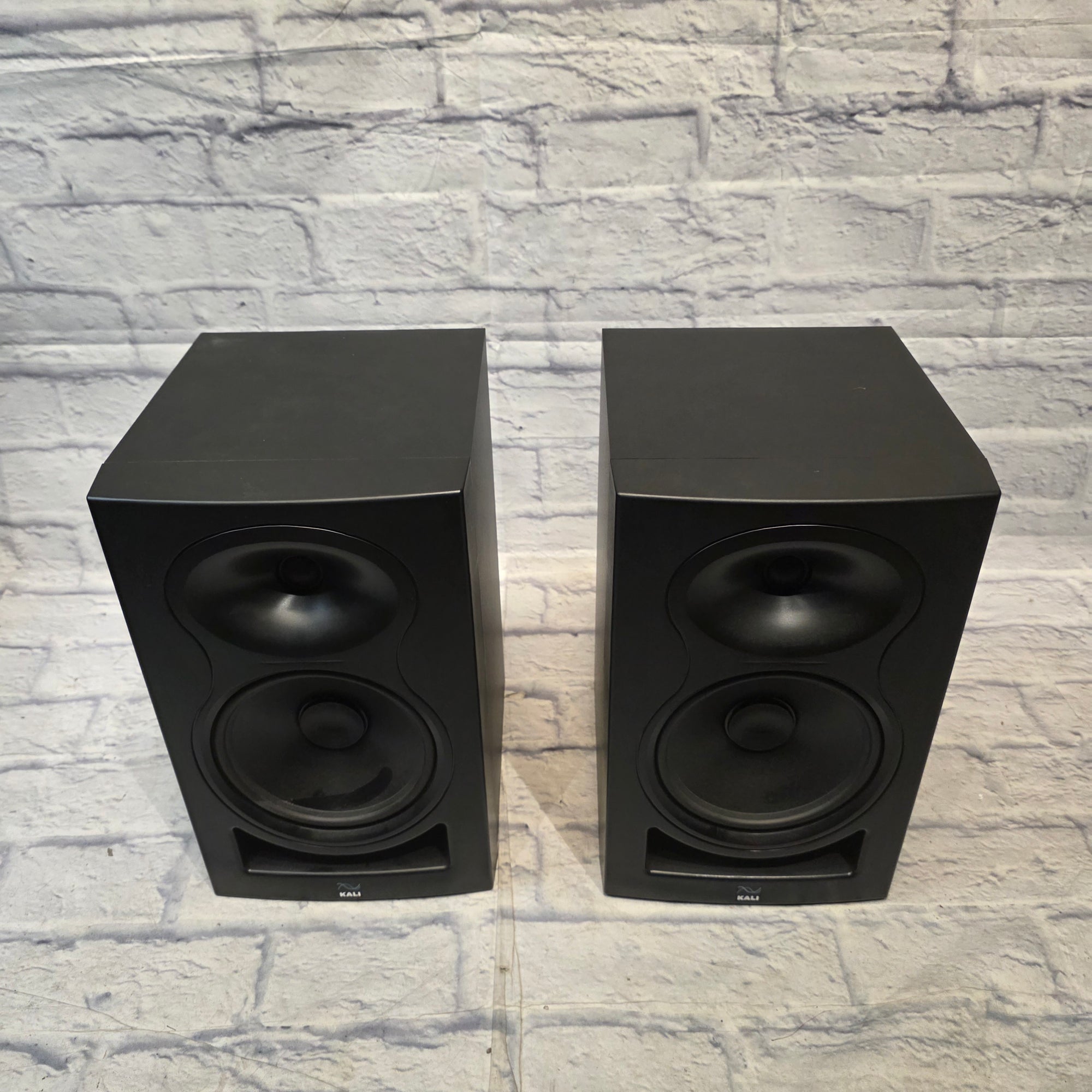 Kali Audio LP-8 V1 Studio Monitor Pair Studio Monitor Pair