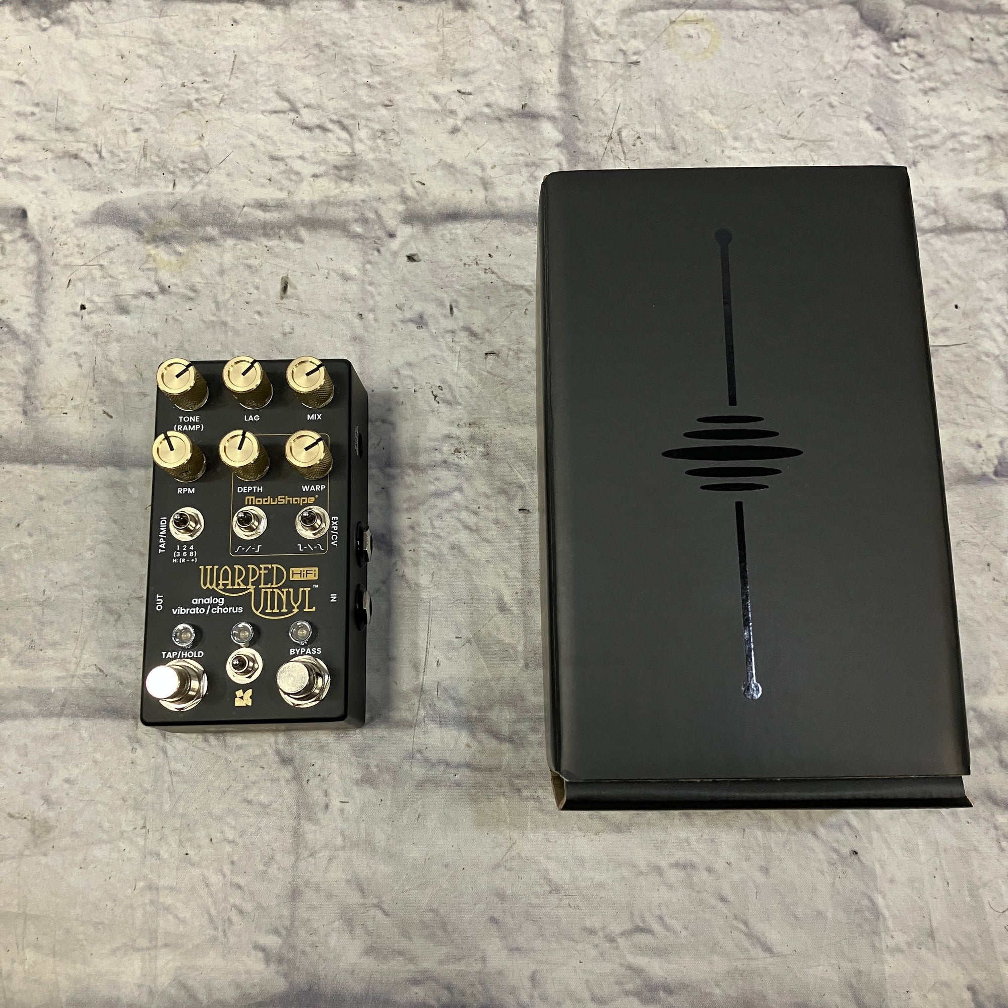 Chase Bliss Warped Vinyl Chorus Pedal