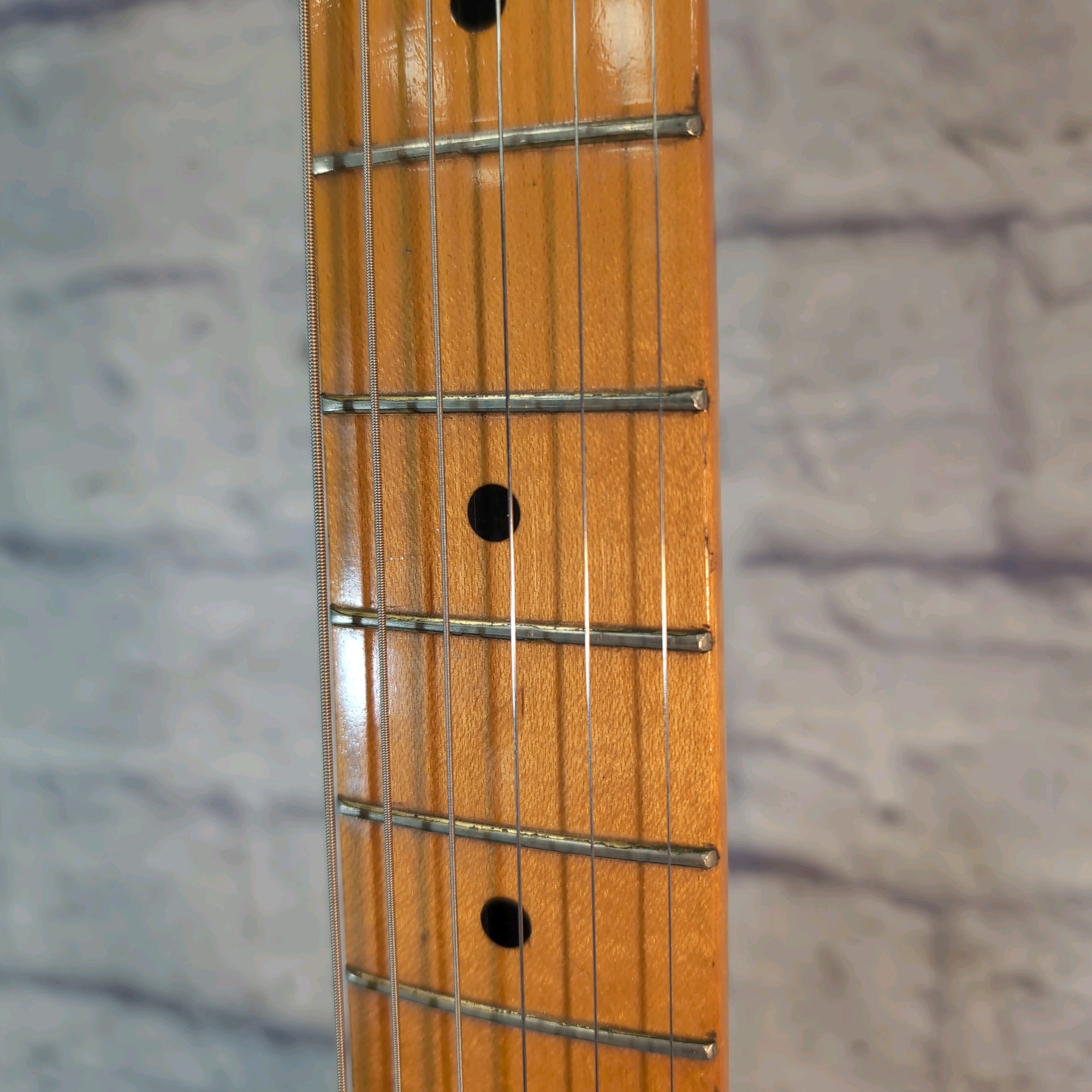 Fernandes LE-2 Stratocaster 1980s Made in Japan Sunburst Maple Neck Electric Guitar