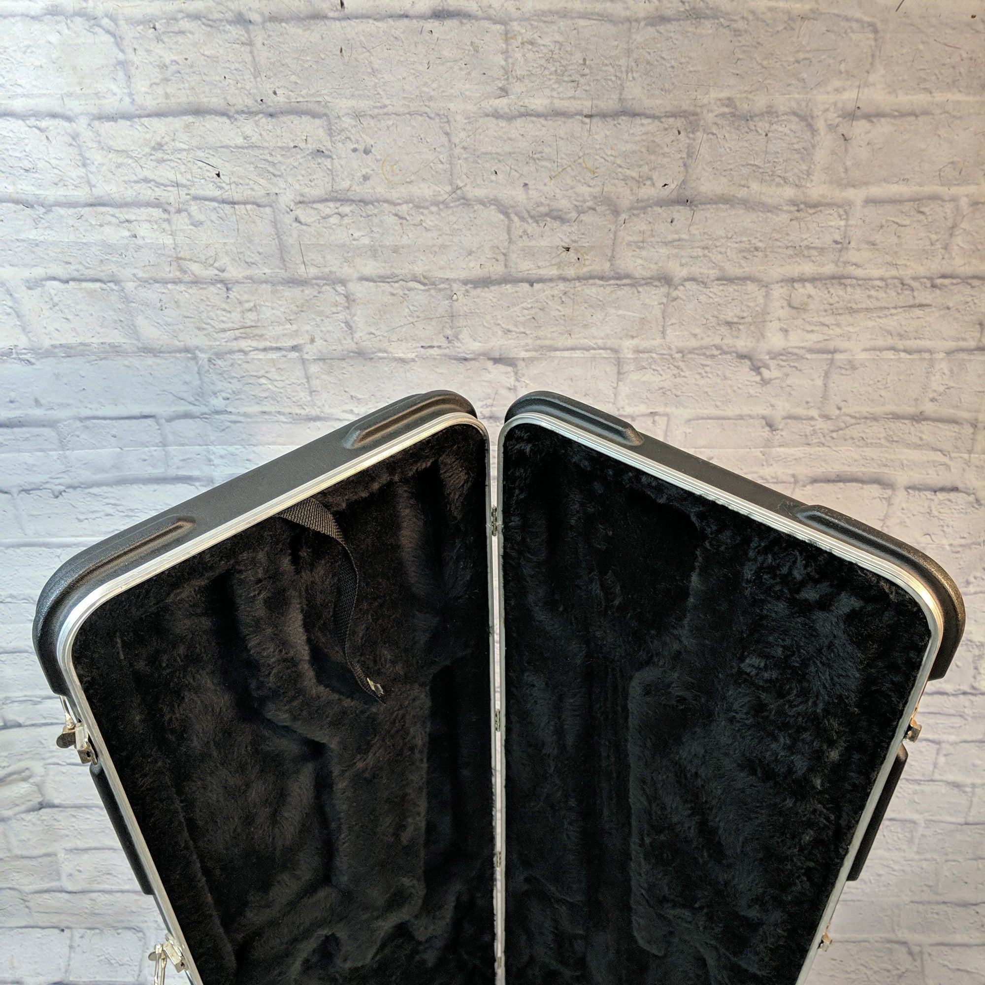 SKB Molded Stratocaster Case AS-IS