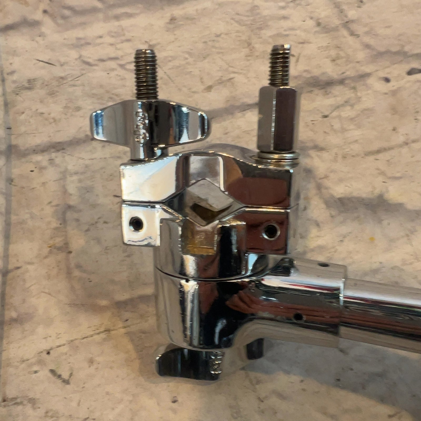 DW DWSM776 Dog Bone V to V Ratcheting Clamp