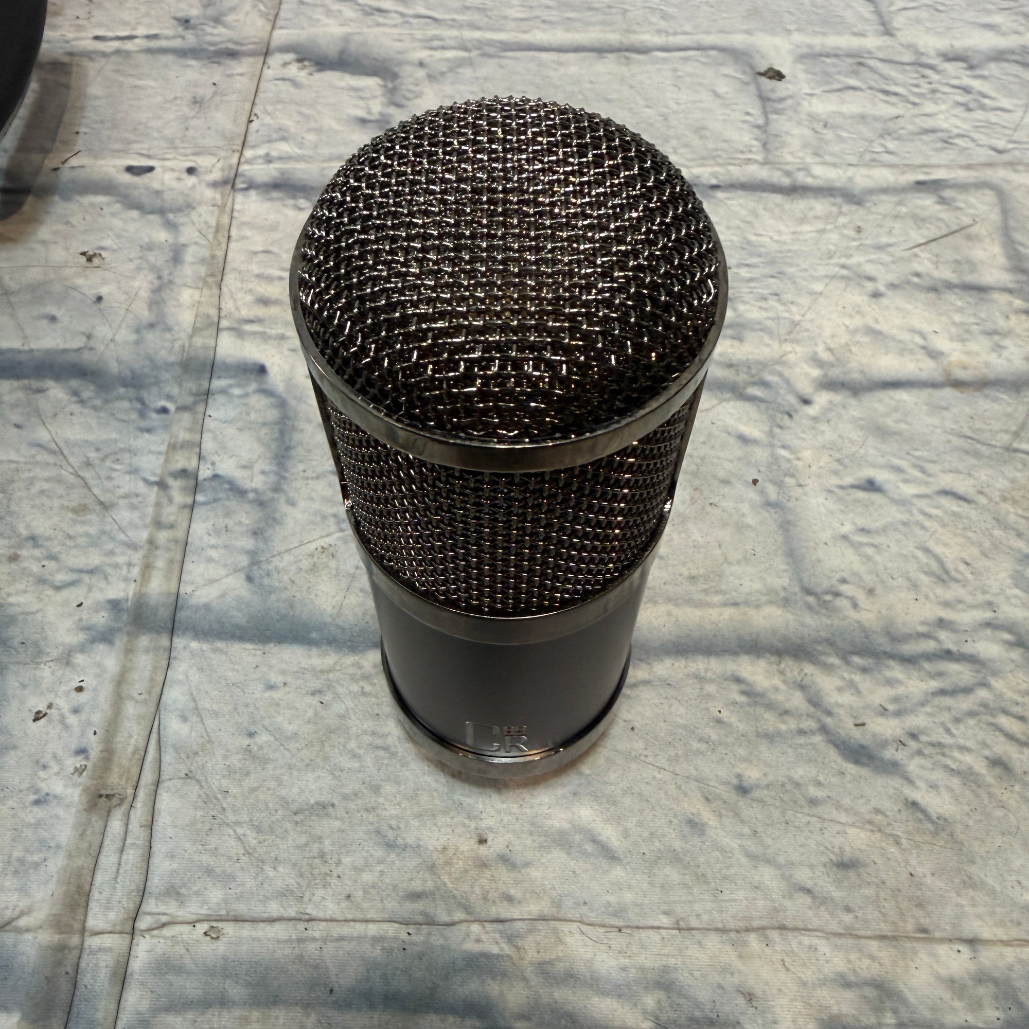 MXL CR89 With Case and Shock Mount Microphone
