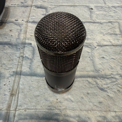 MXL CR89 With Case and Shock Mount Microphone