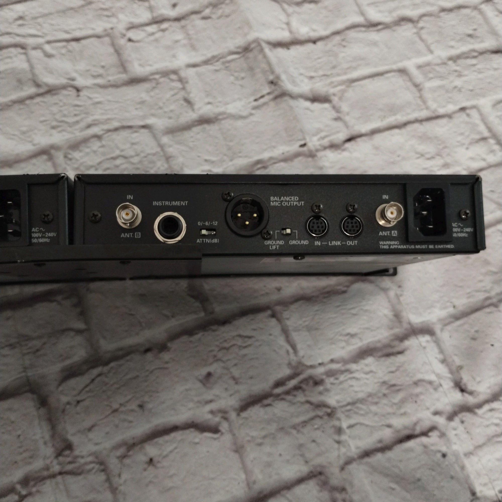 Audio Technica AEW-R4100 Wireless Mic Receiver 541-566MHz