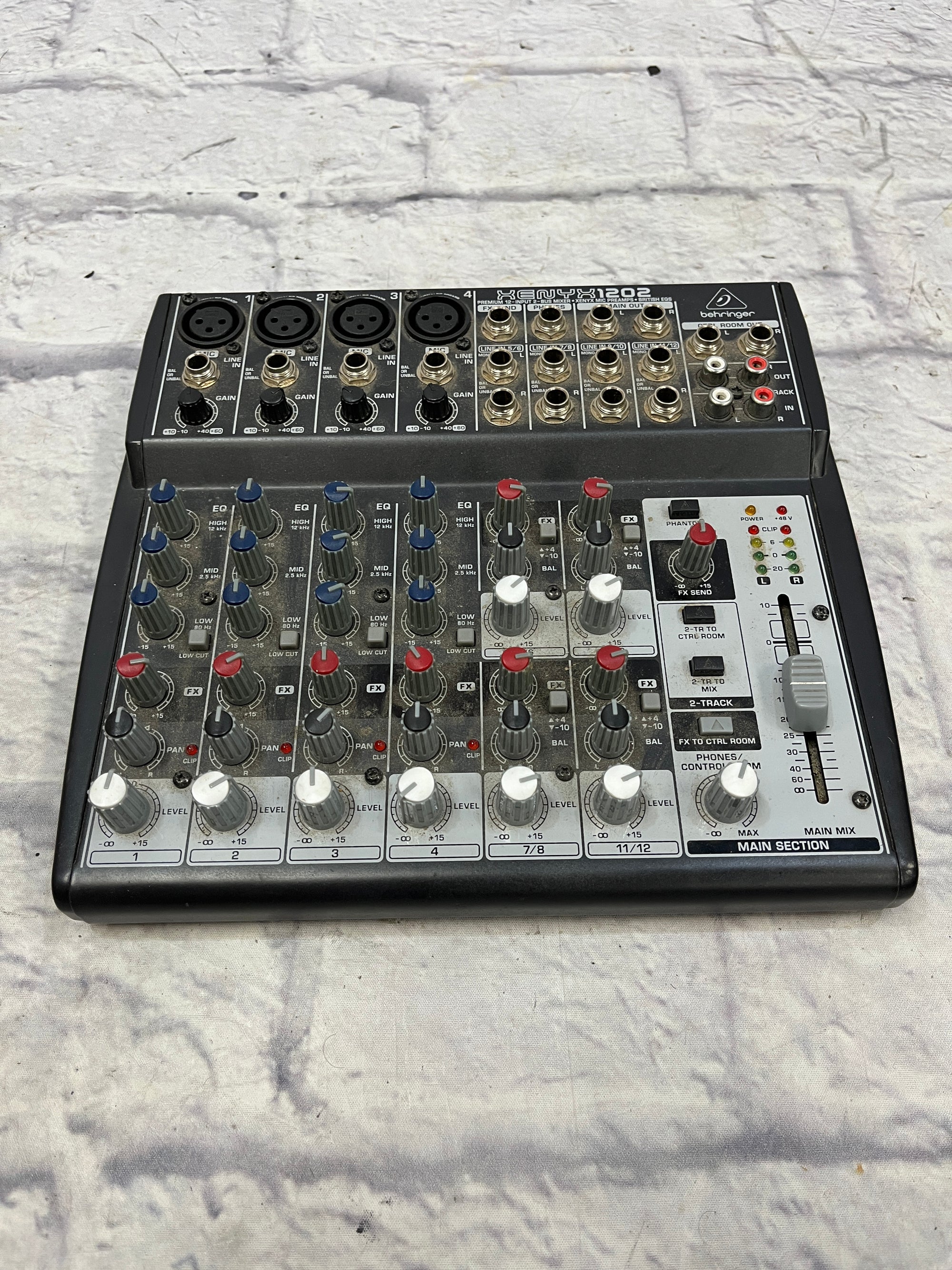 Behringer Xenyx 1202 Mixer with power Supply