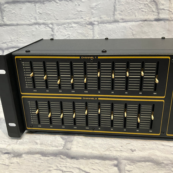 Tapco 2200 Graphic Equalizer Rack EQ - Evolution Music