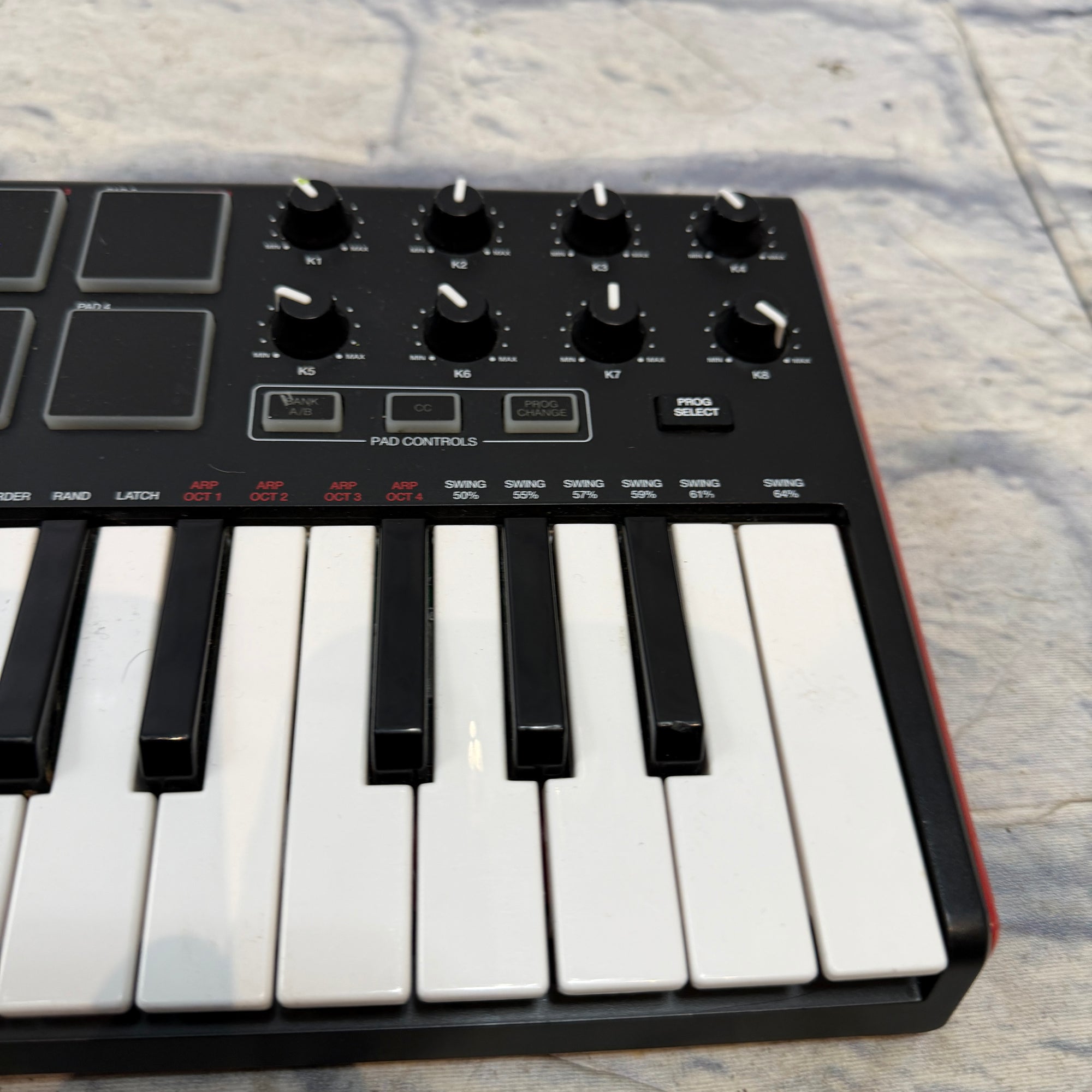 Akai MPK Mini Controller