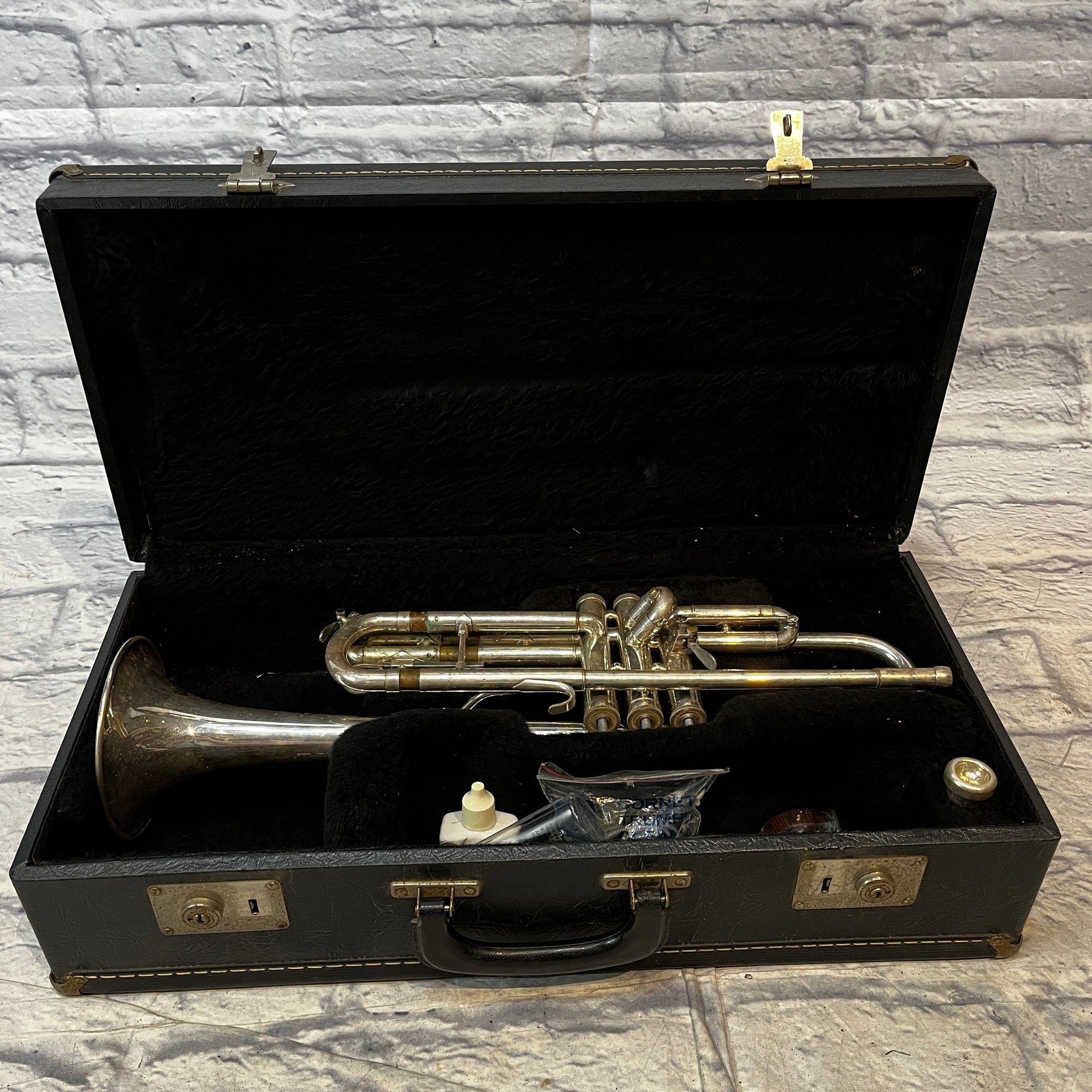 Vincent Bach Mercedes II Silver Trumpet