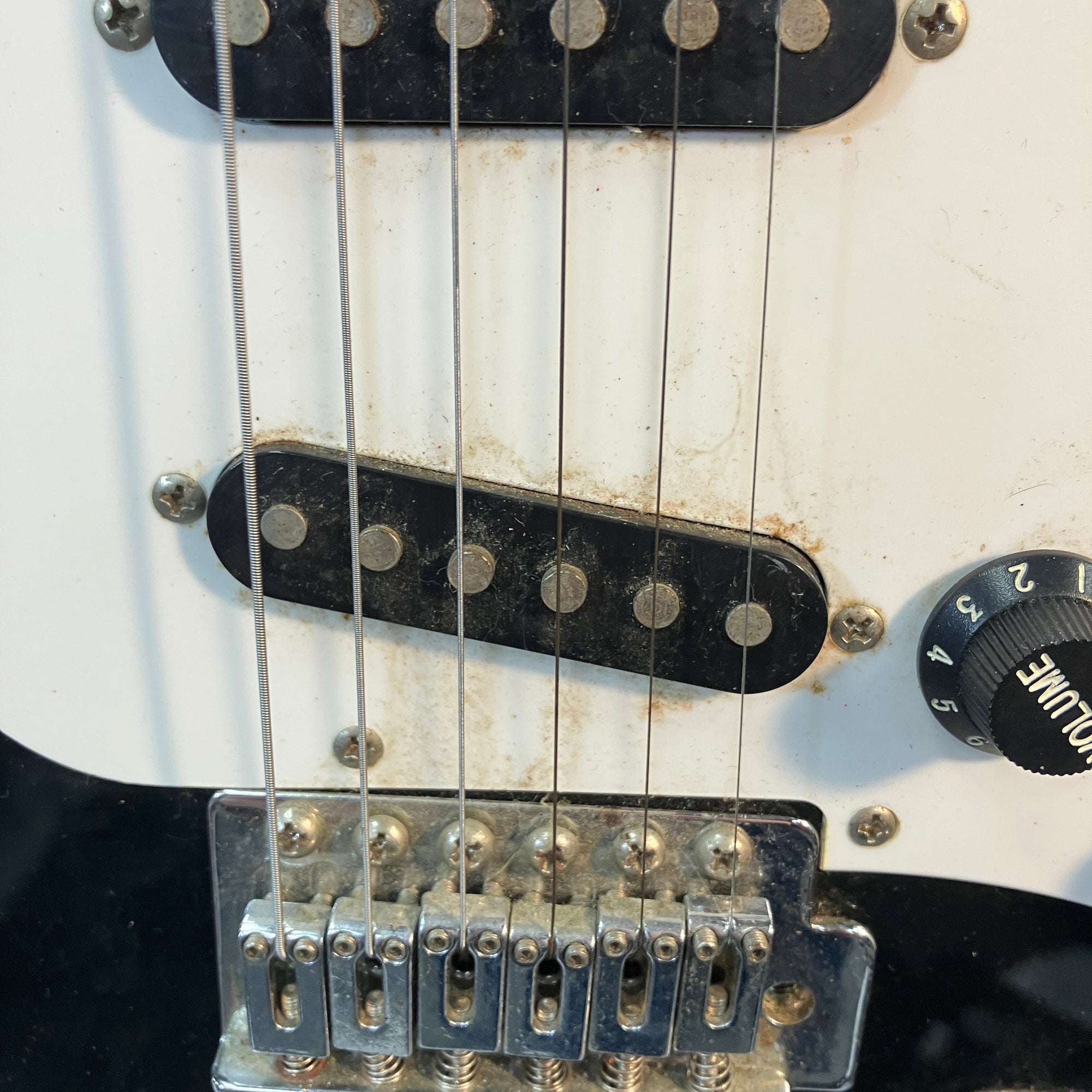 First Act ME301 Black  Electric Guitar