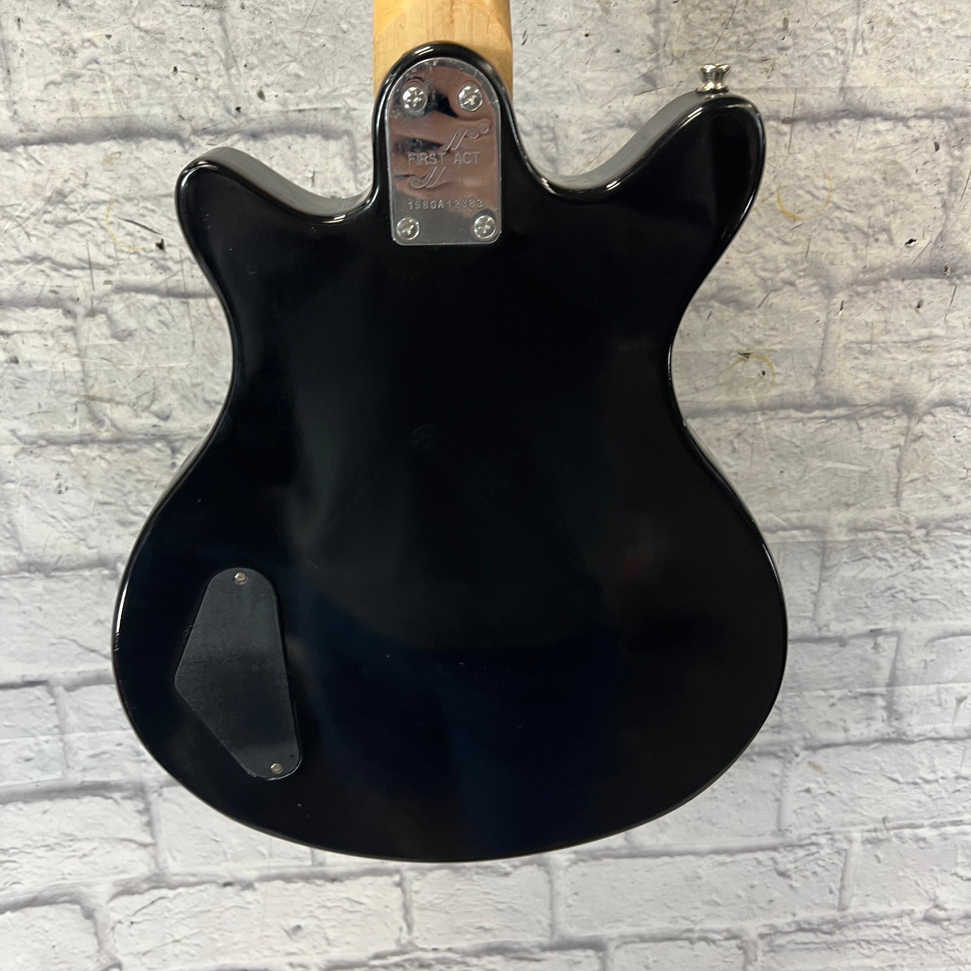 First Act ME1980 - Evolution Music