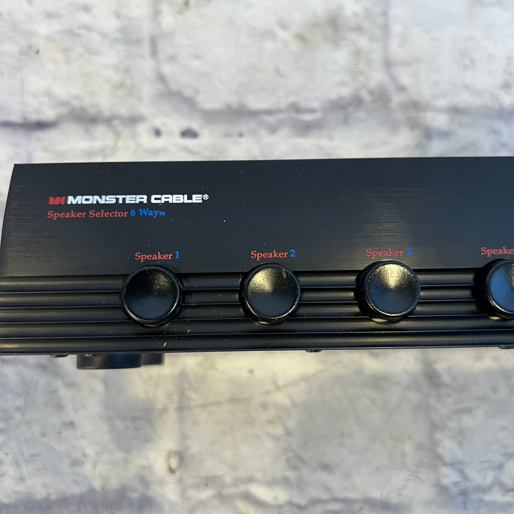 Monster cable Passive Speaker Selector 6-Way