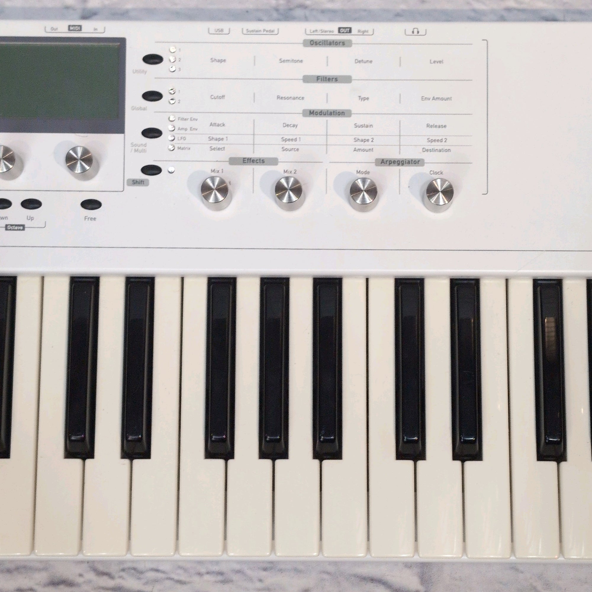 Waldorf Blofeld Synthesizer 49 Key Synthesizer