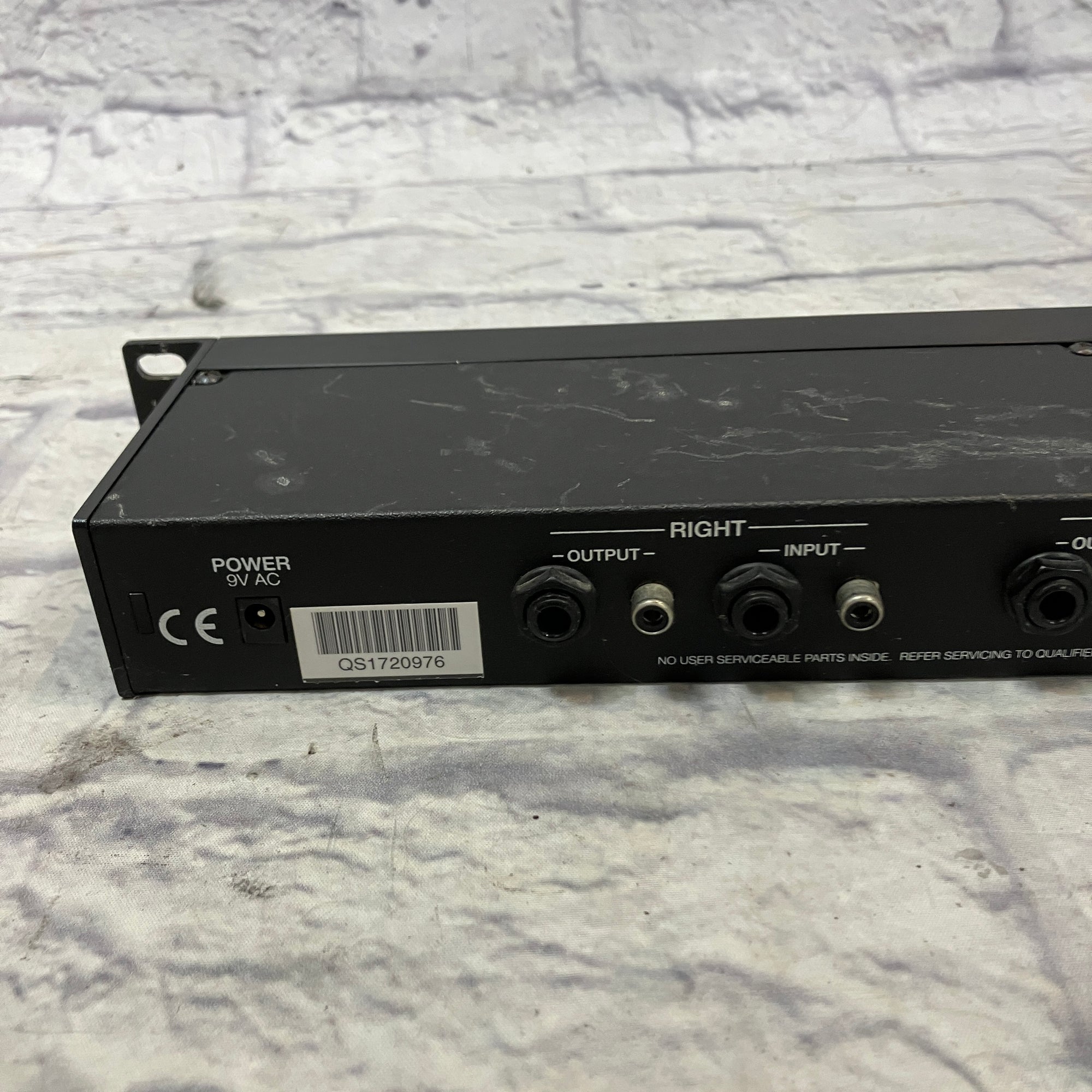 Alesis M-EQ 230  Rack Unit