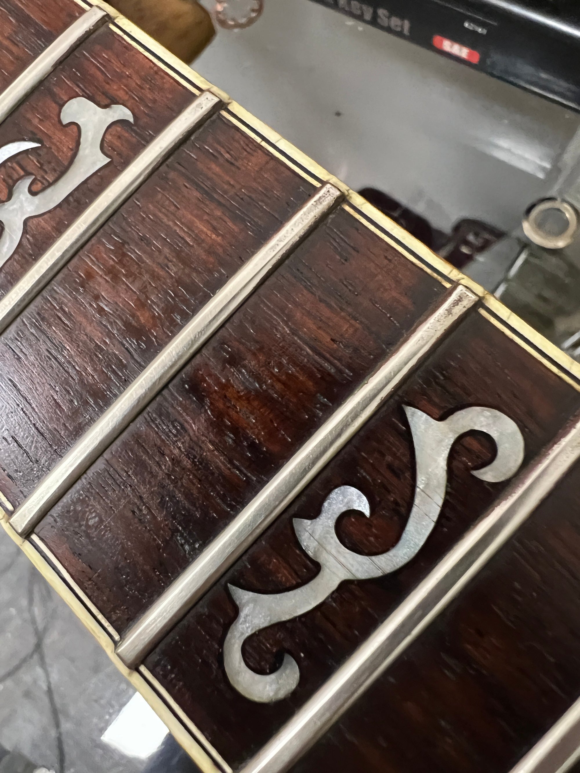 Ibanez Vintage 1977 2405 Artist Custom Agent with OHSC
